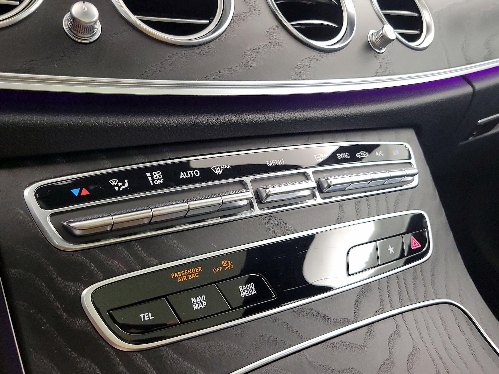 2021 Mercedes-Benz E-Class E450 - Photo 18