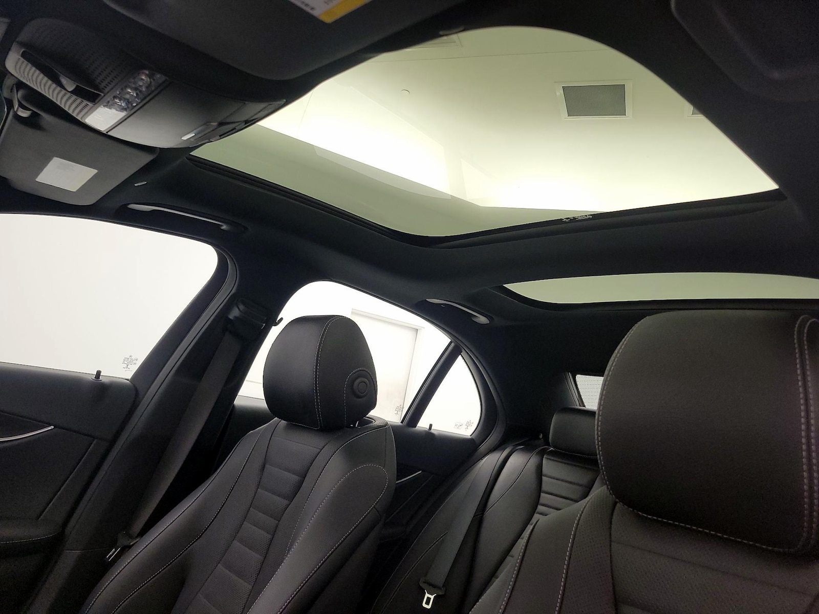 2021 Mercedes-Benz E-Class E450 - Photo 21