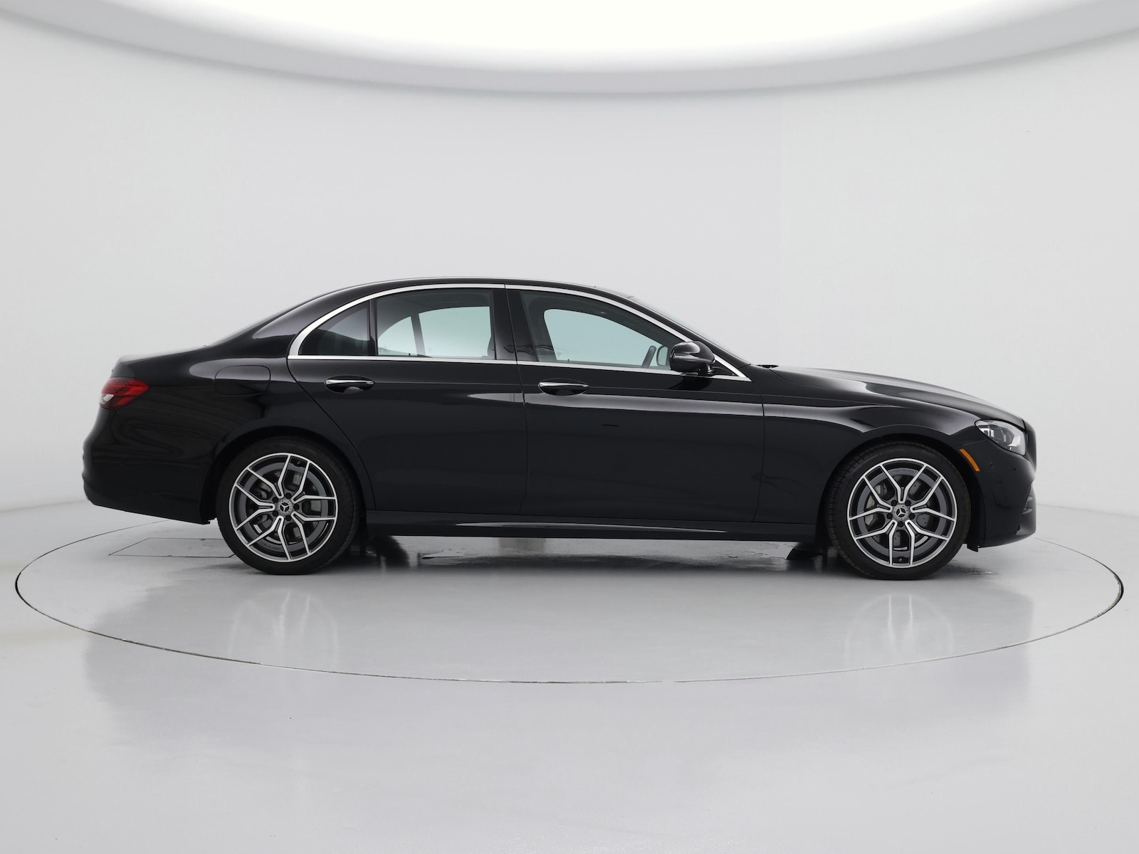 2021 Mercedes-Benz E-Class E450 - Photo 8