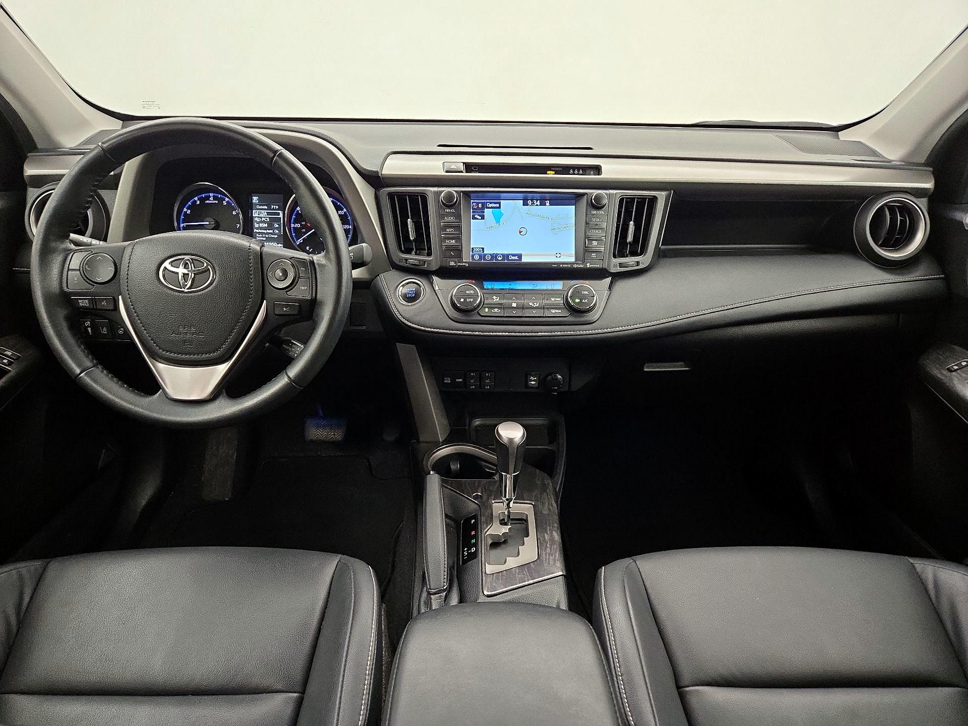 Thumbnail: 2018 Toyota RAV4 - 9