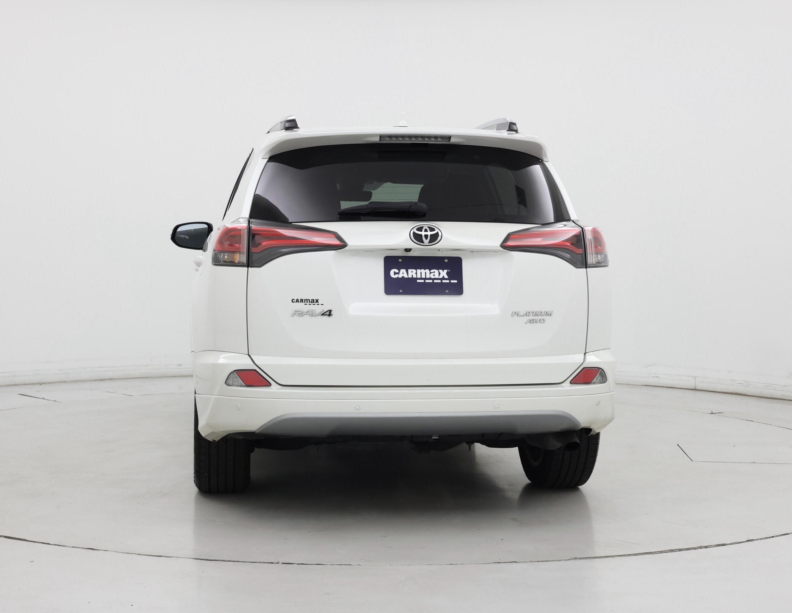 Thumbnail: 2018 Toyota RAV4 - 6