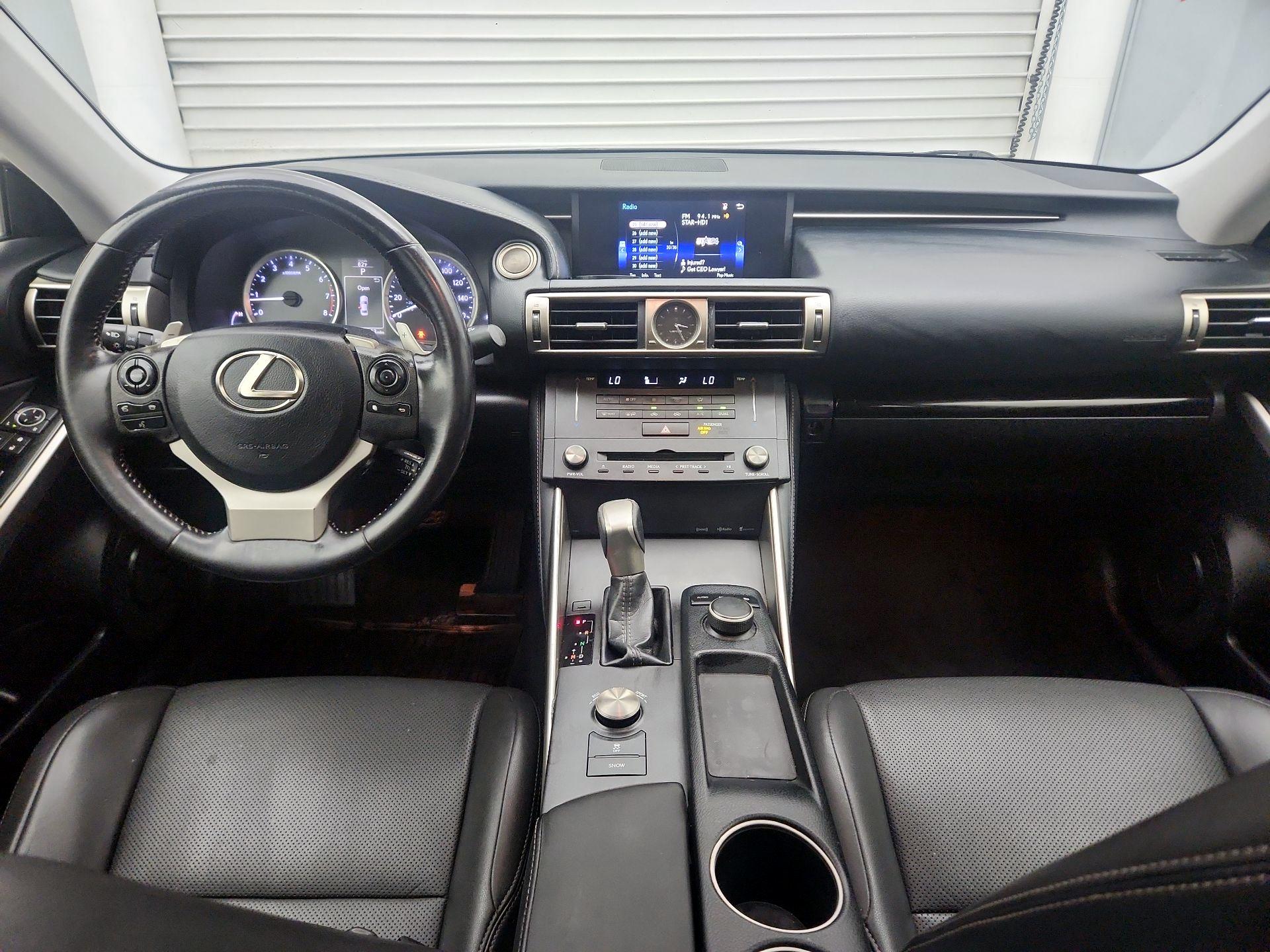 Thumbnail: 2015 Lexus IS - 9