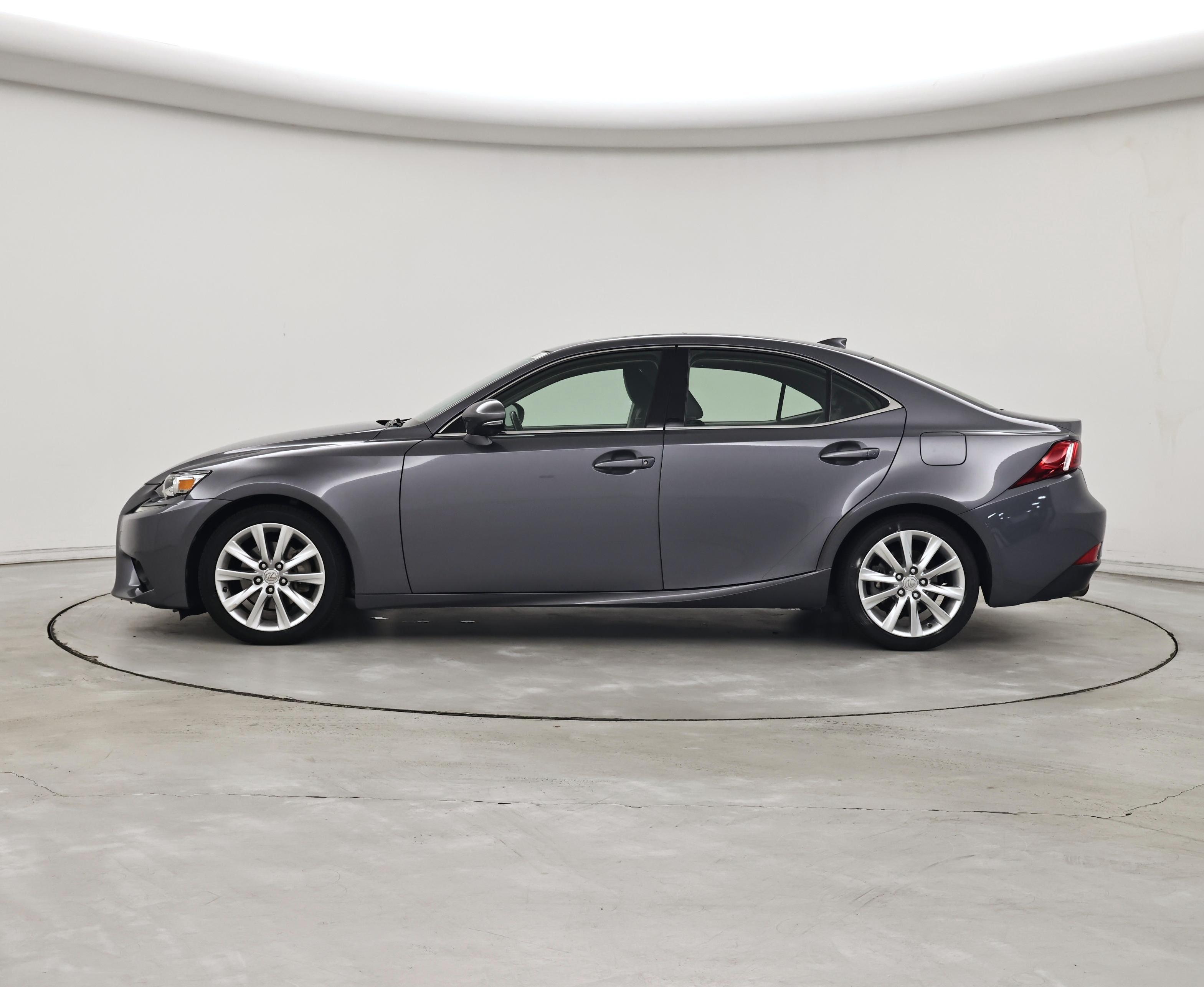 Thumbnail: 2015 Lexus IS - 3
