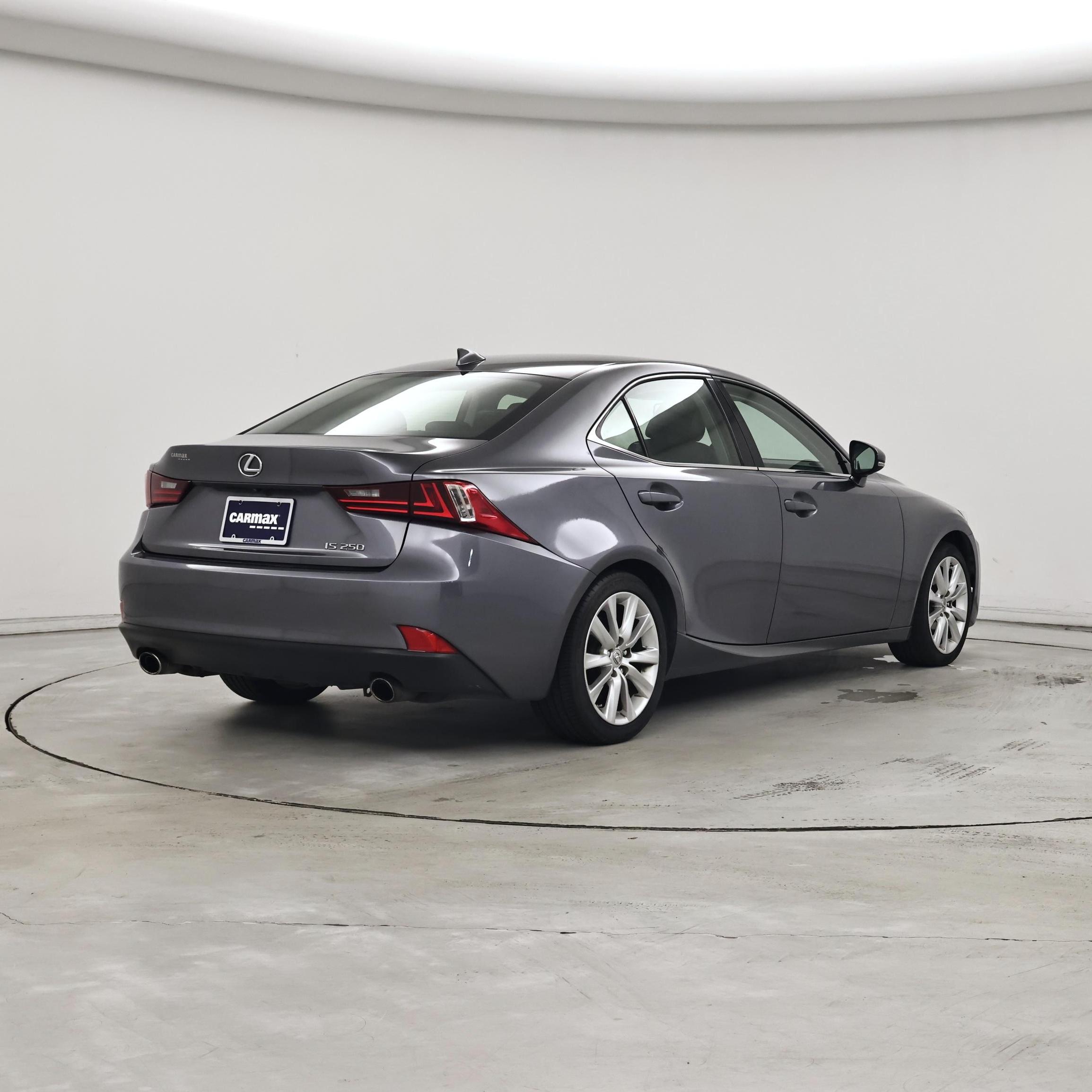 Thumbnail: 2015 Lexus IS - 8