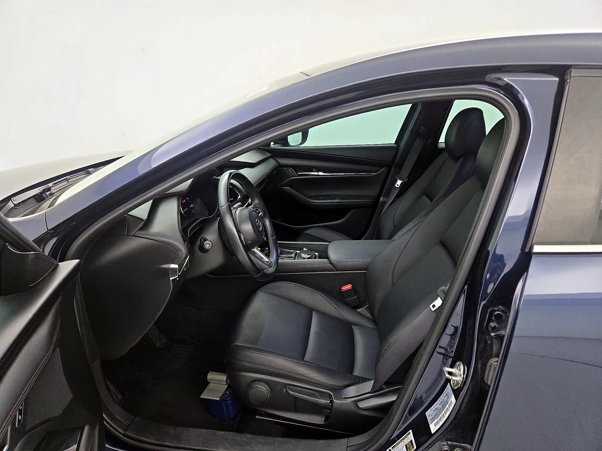 Thumbnail: 2019 Mazda Mazda3 - 11