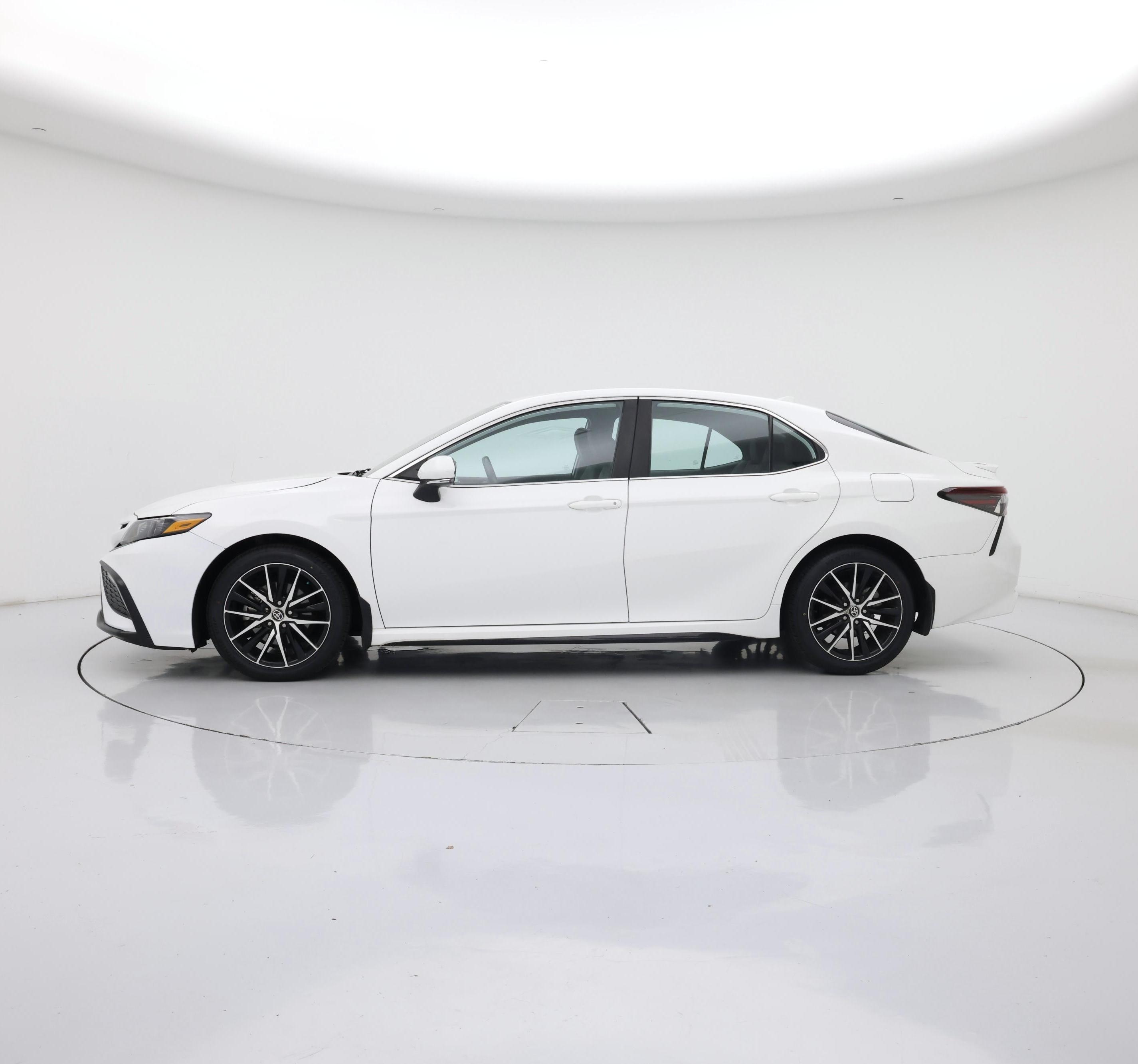 Thumbnail: 2023 Toyota Camry - 3