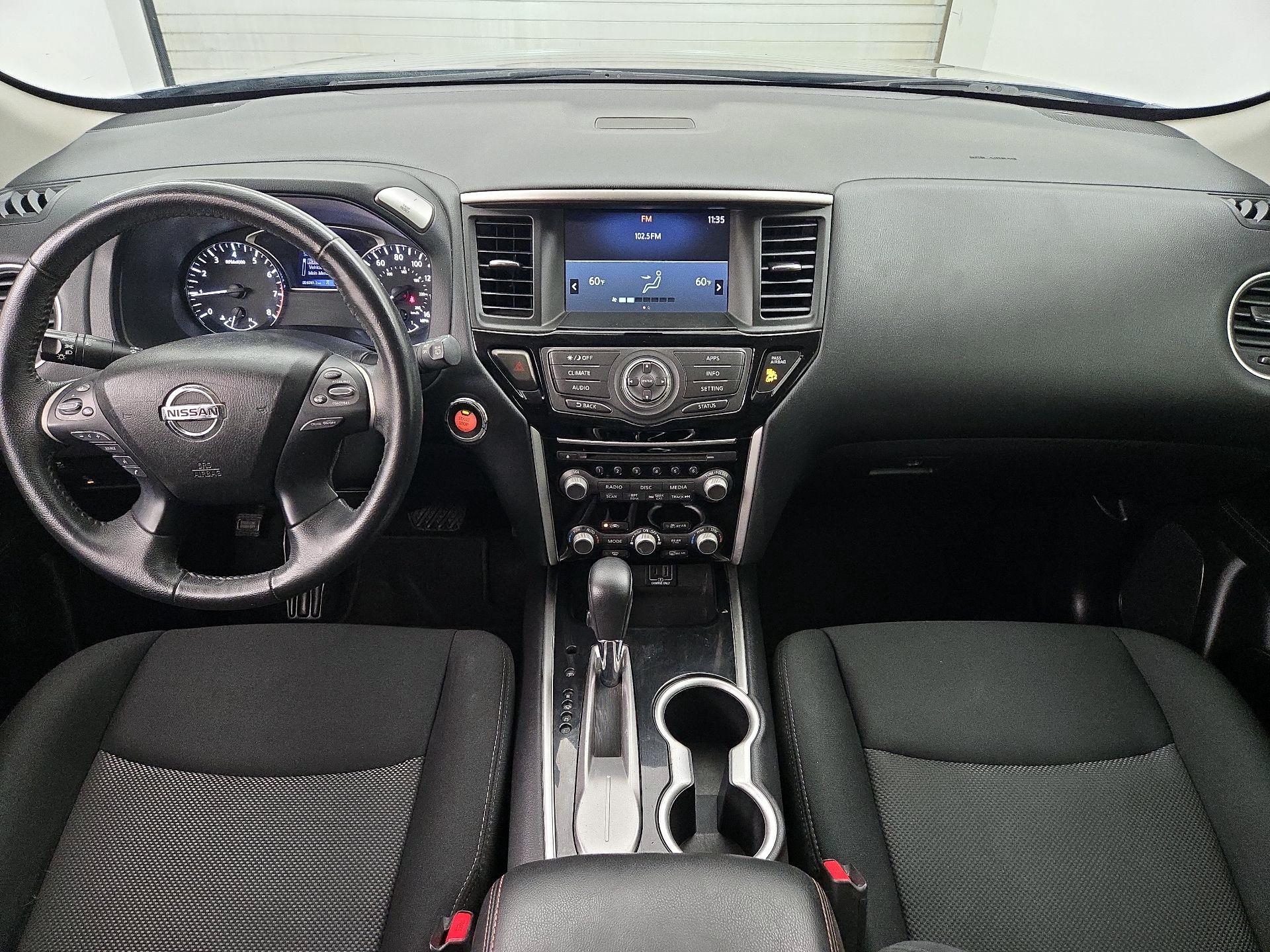 Thumbnail: 2020 Nissan Pathfinder - 9
