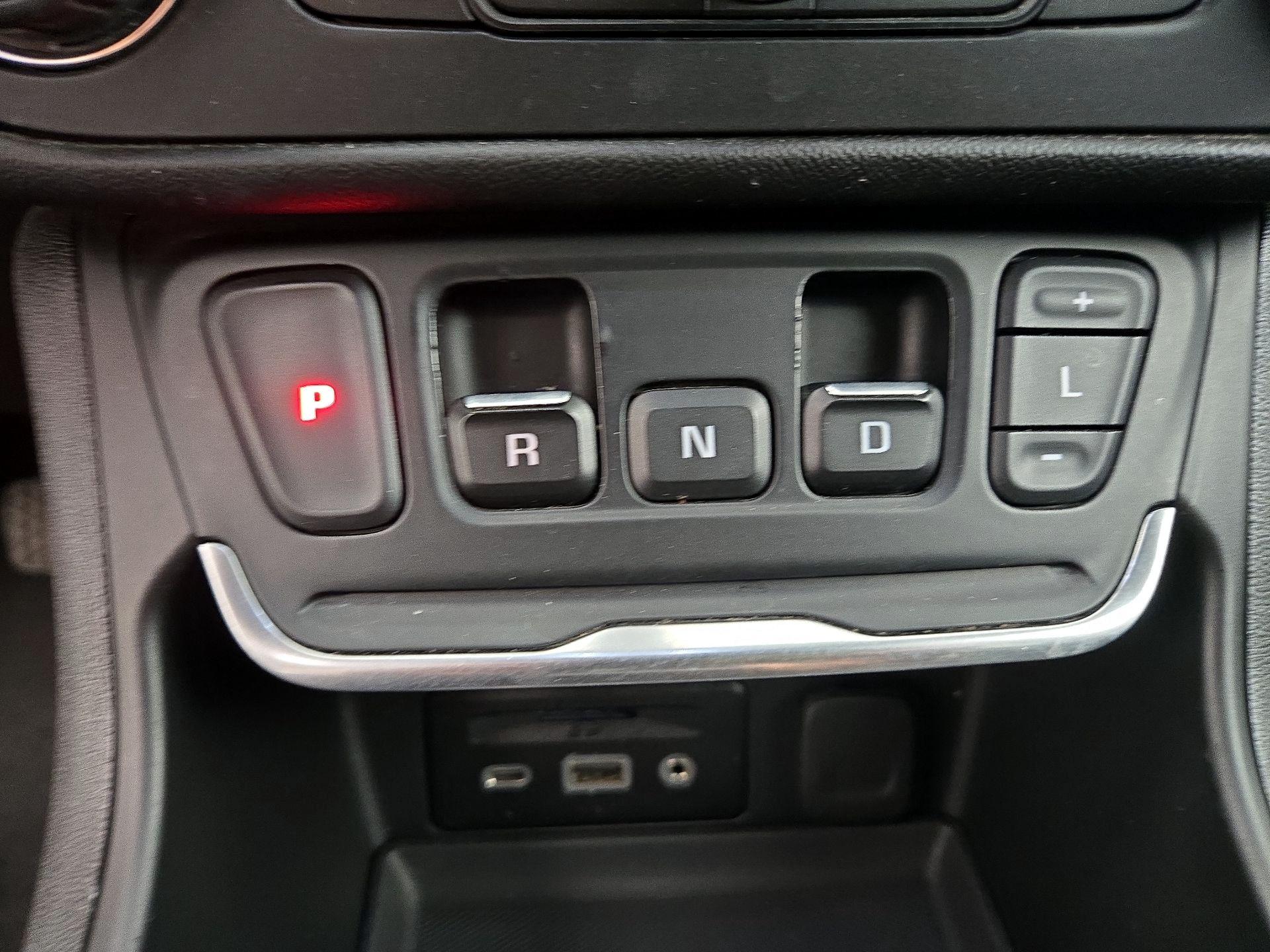 Thumbnail: 2019 GMC Terrain - 17