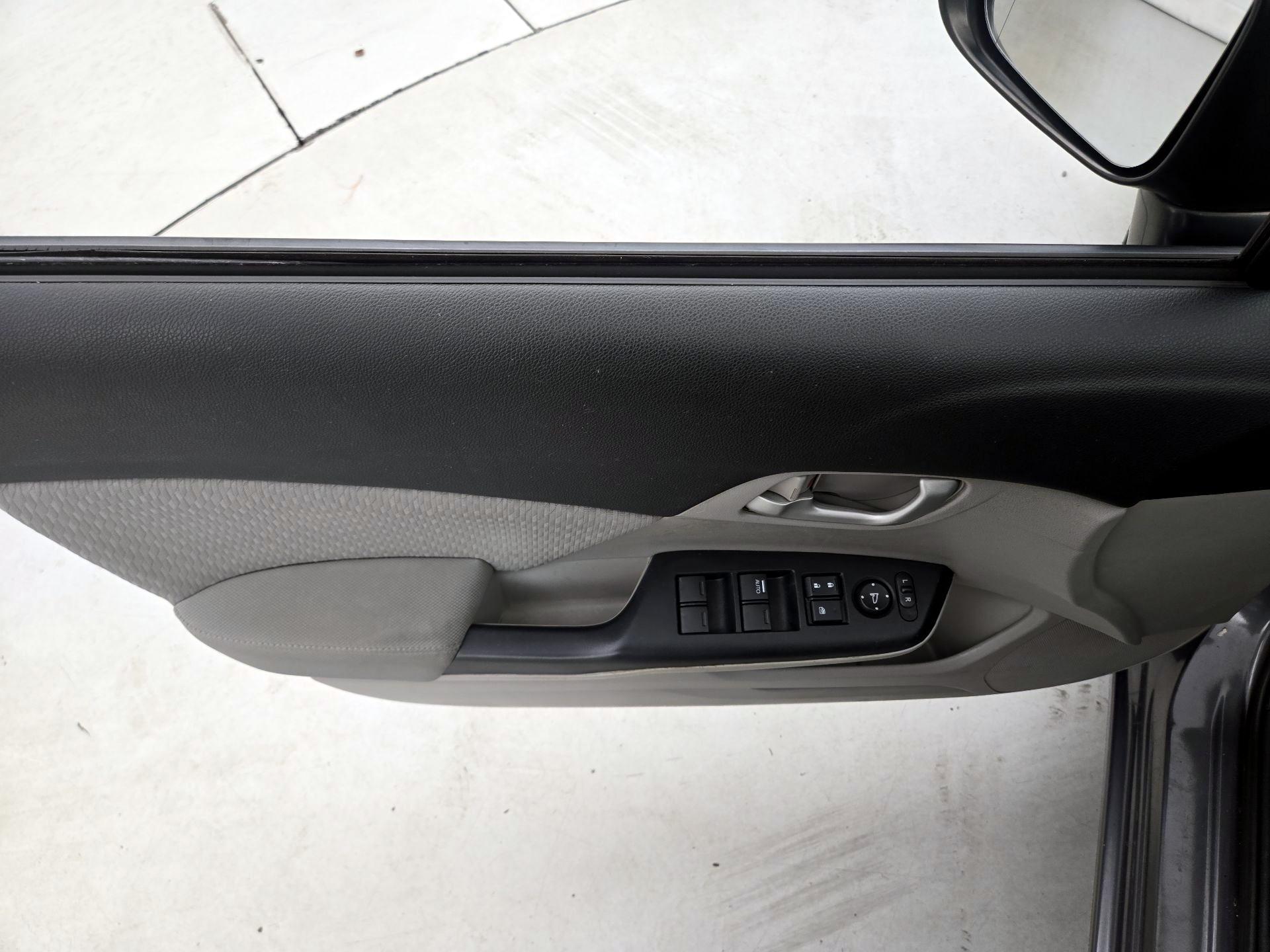 Thumbnail: 2014 Honda Civic - 12