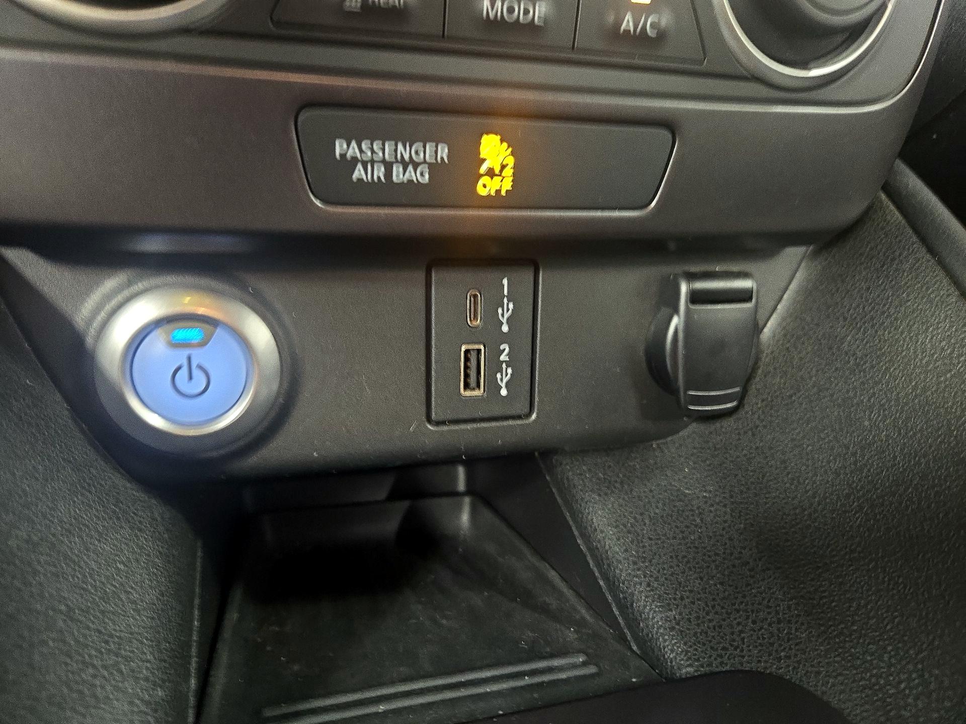 Thumbnail: 2020 Nissan Leaf - 18