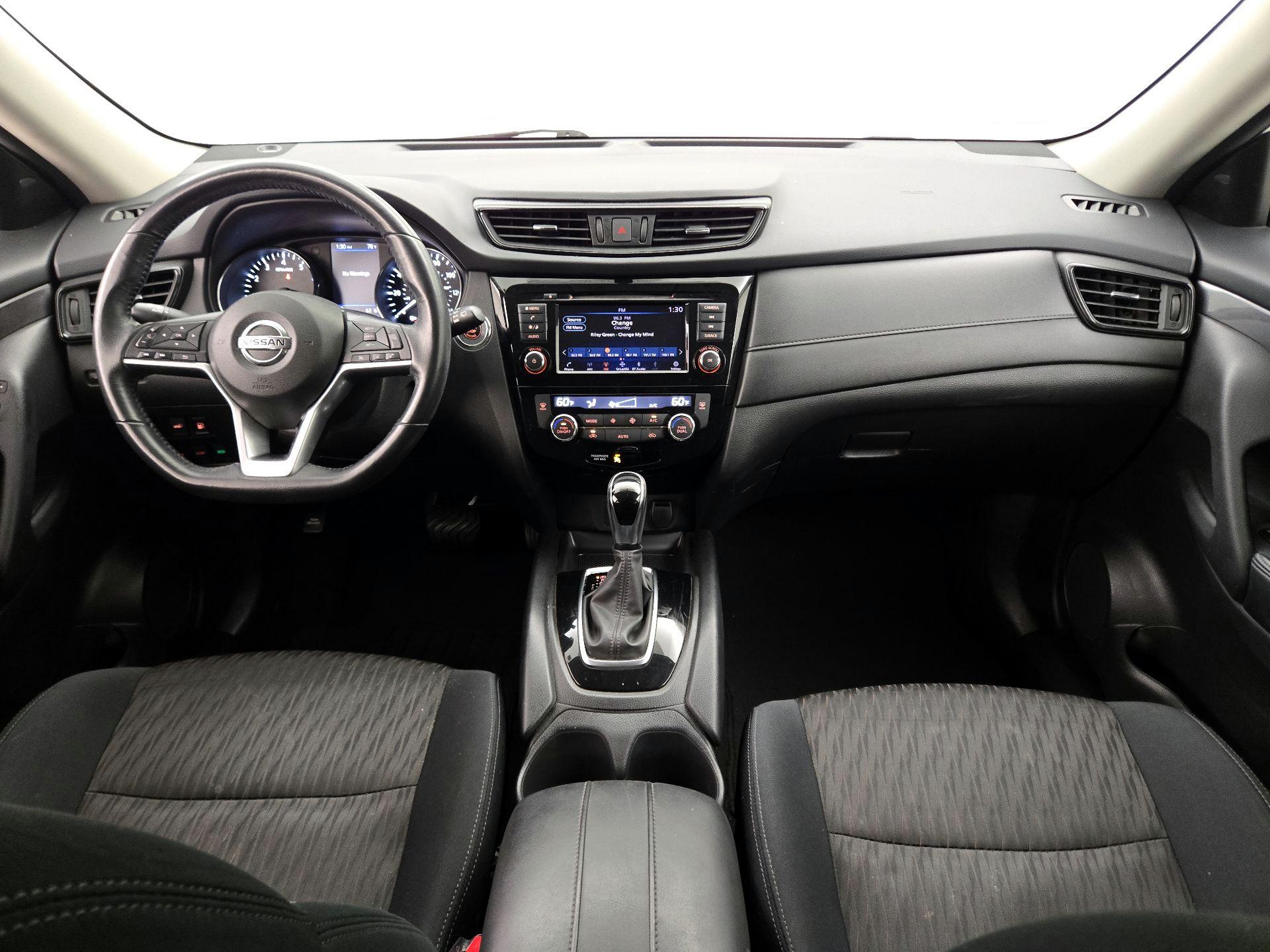 Thumbnail: 2018 Nissan Rogue - 9