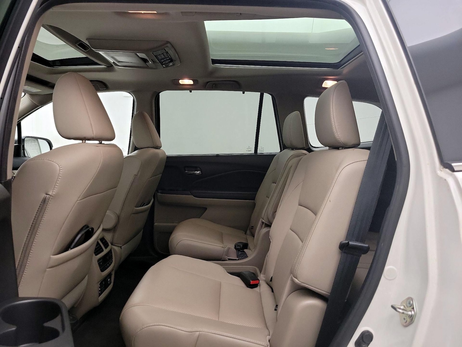 2017 Honda Pilot Elite - Photo 22