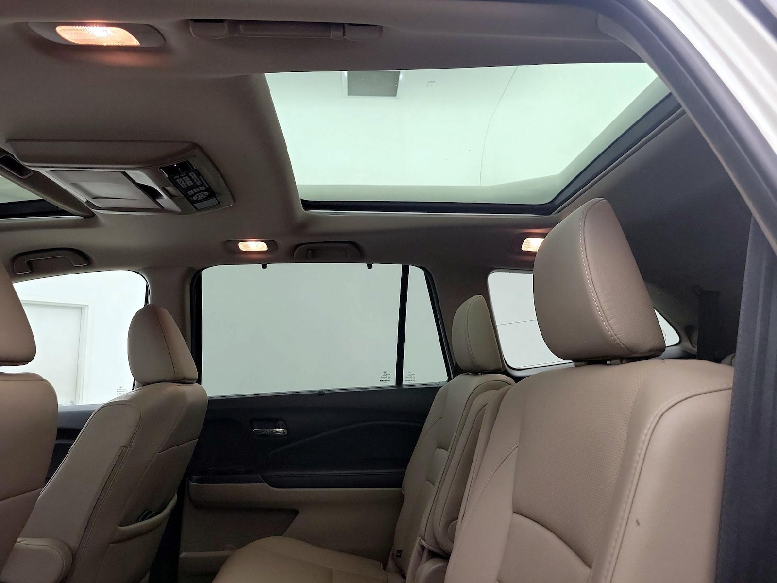 2017 Honda Pilot Elite - Photo 26