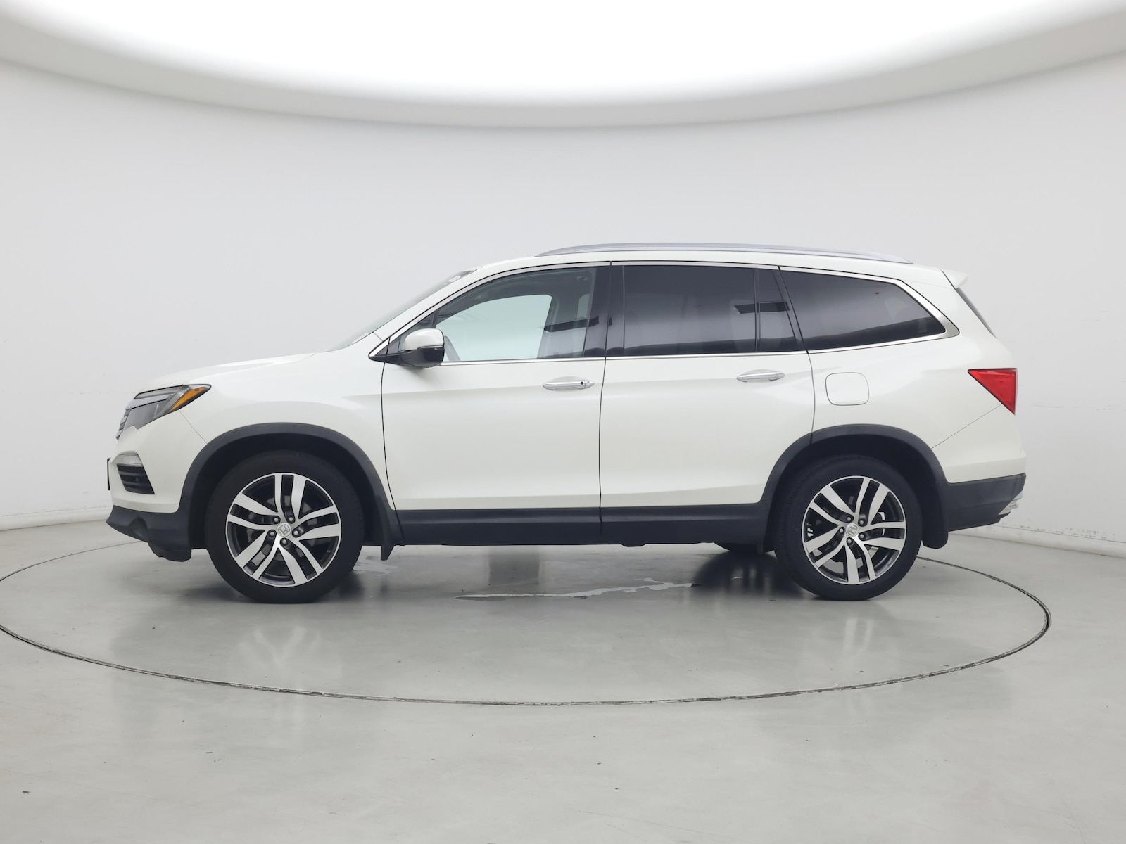 2017 Honda Pilot Elite - Photo 4