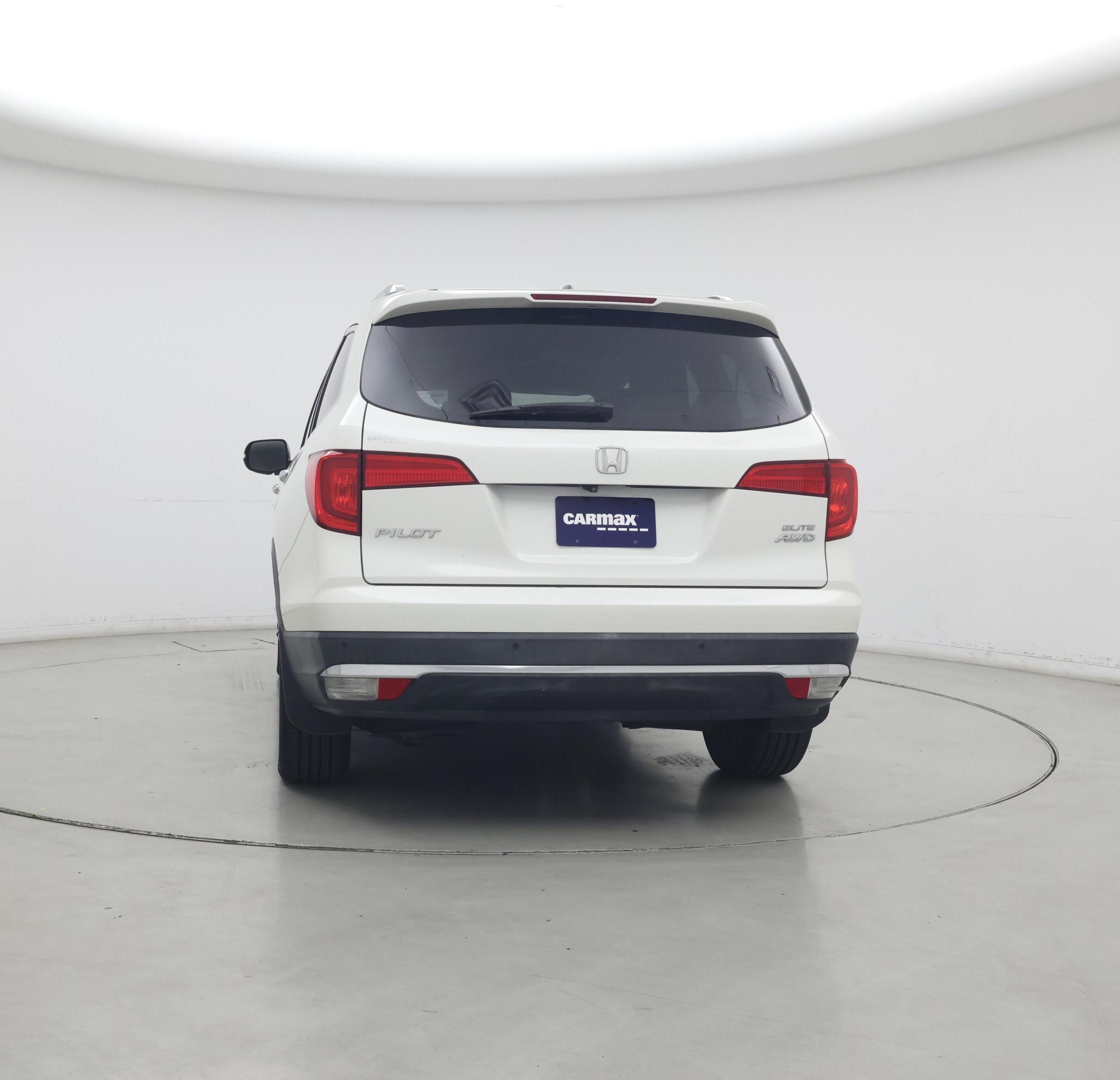 Thumbnail: 2017 Honda Pilot - 6