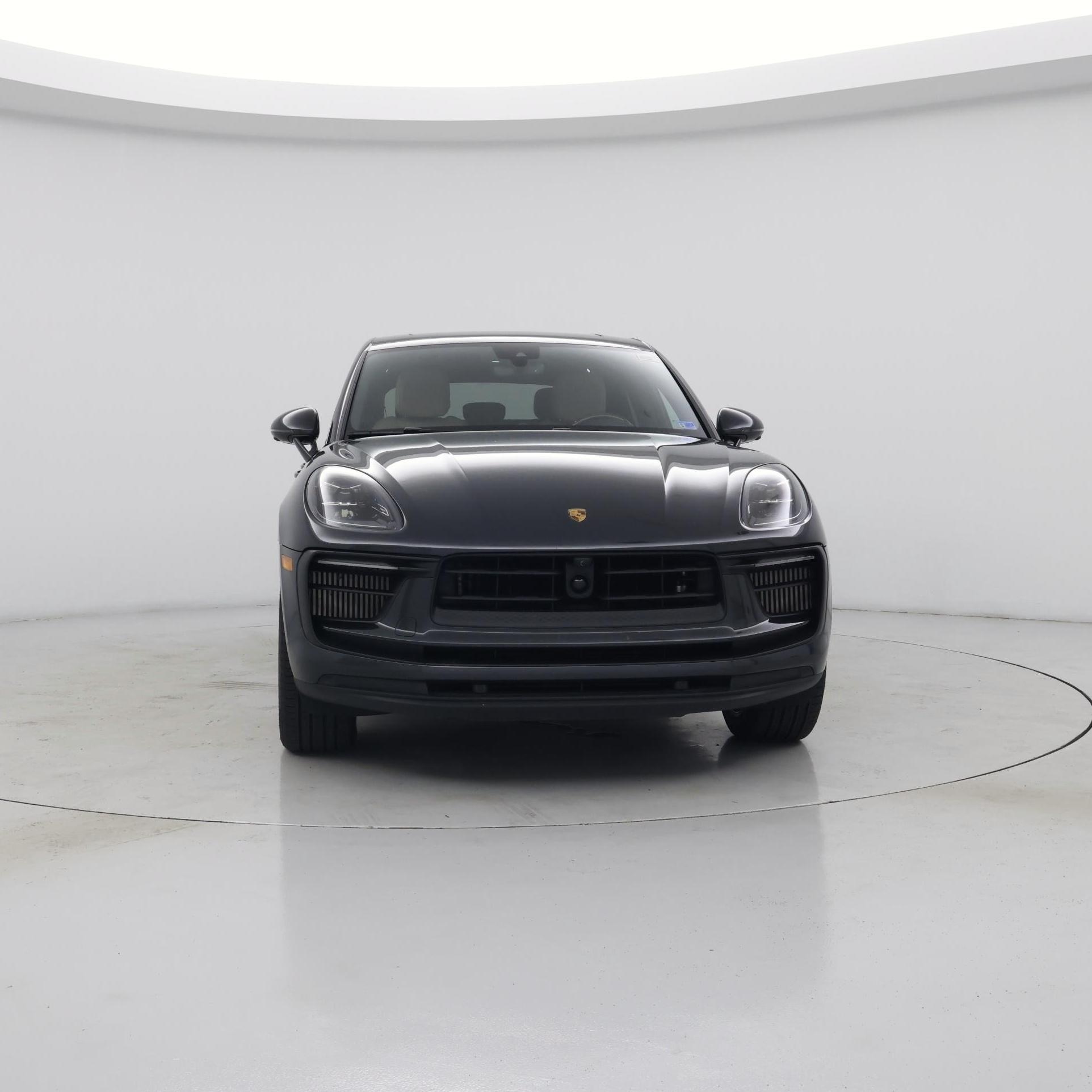 Thumbnail: 2022 Porsche Macan - 5