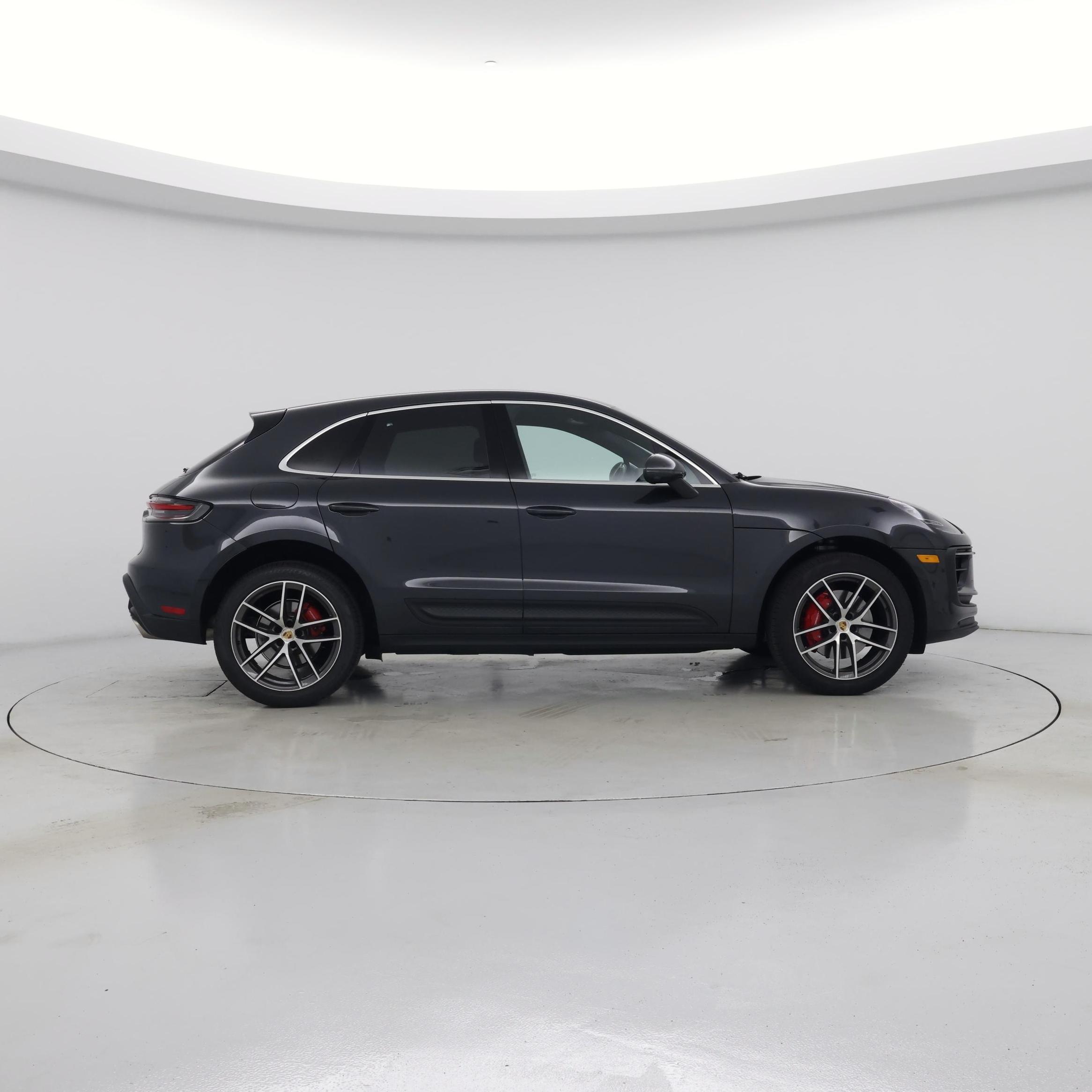 Thumbnail: 2022 Porsche Macan - 7