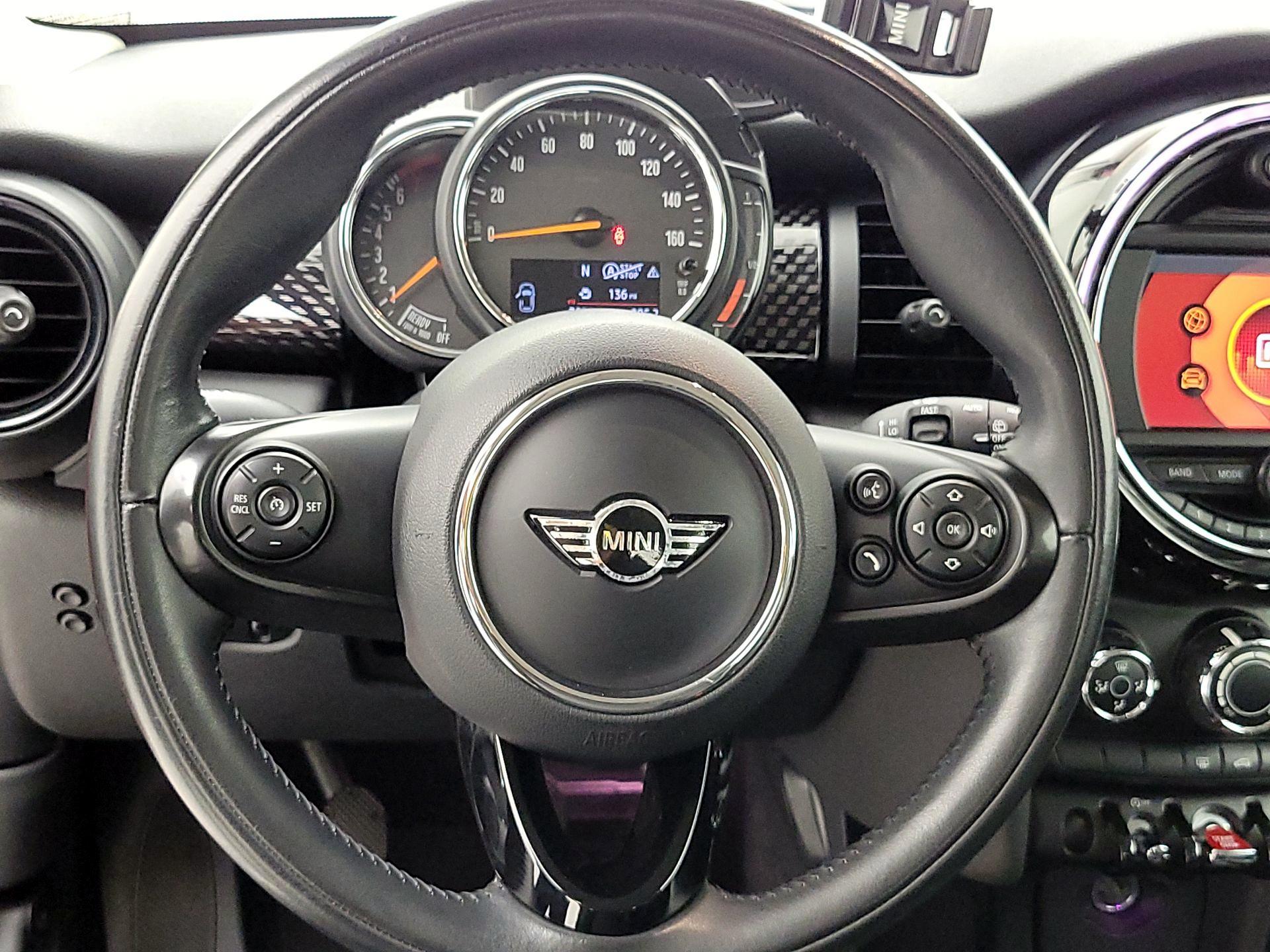 Thumbnail: 2019 MINI Cooper Hardtop - 10