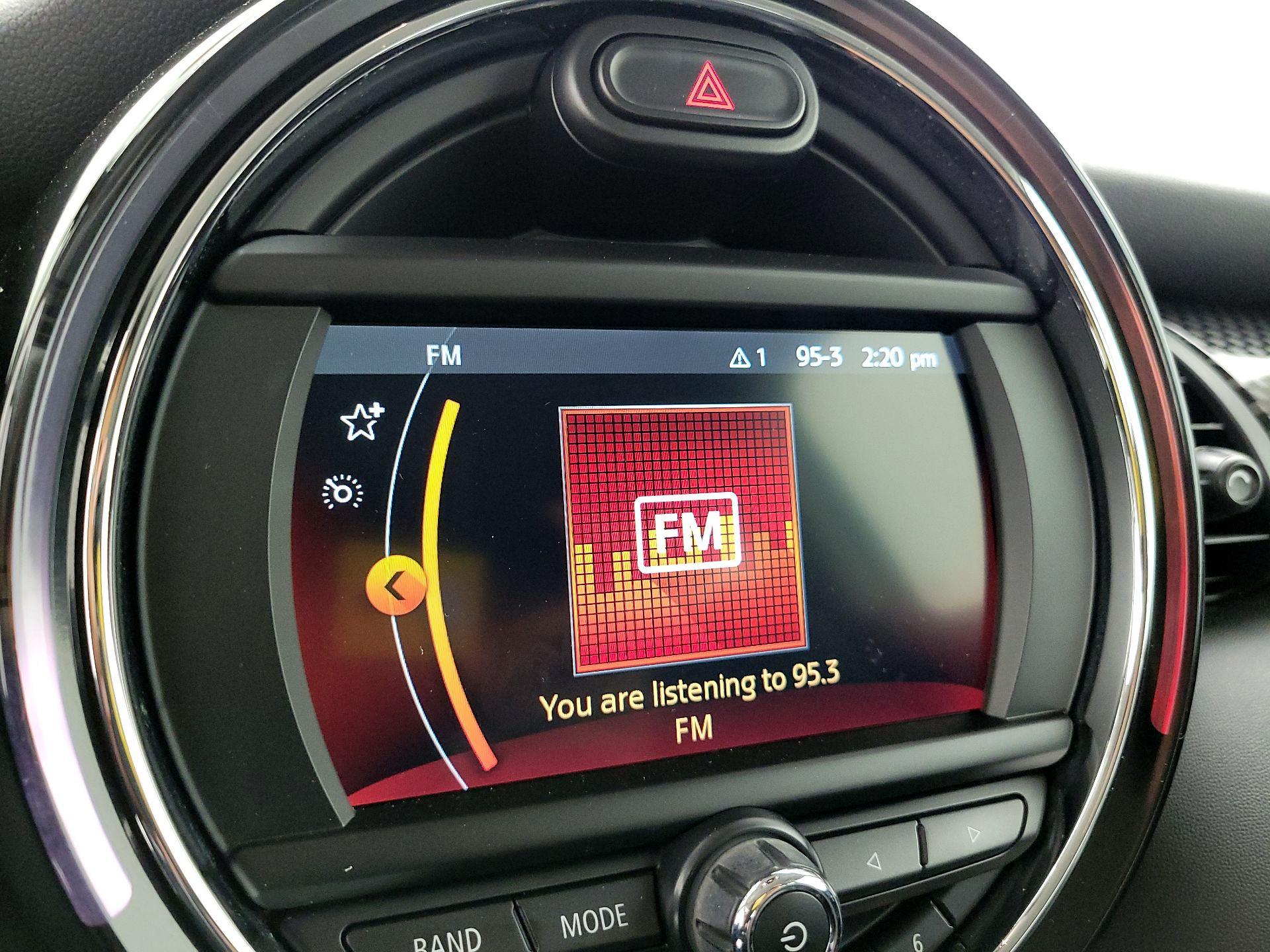 Thumbnail: 2019 MINI Cooper Hardtop - 15