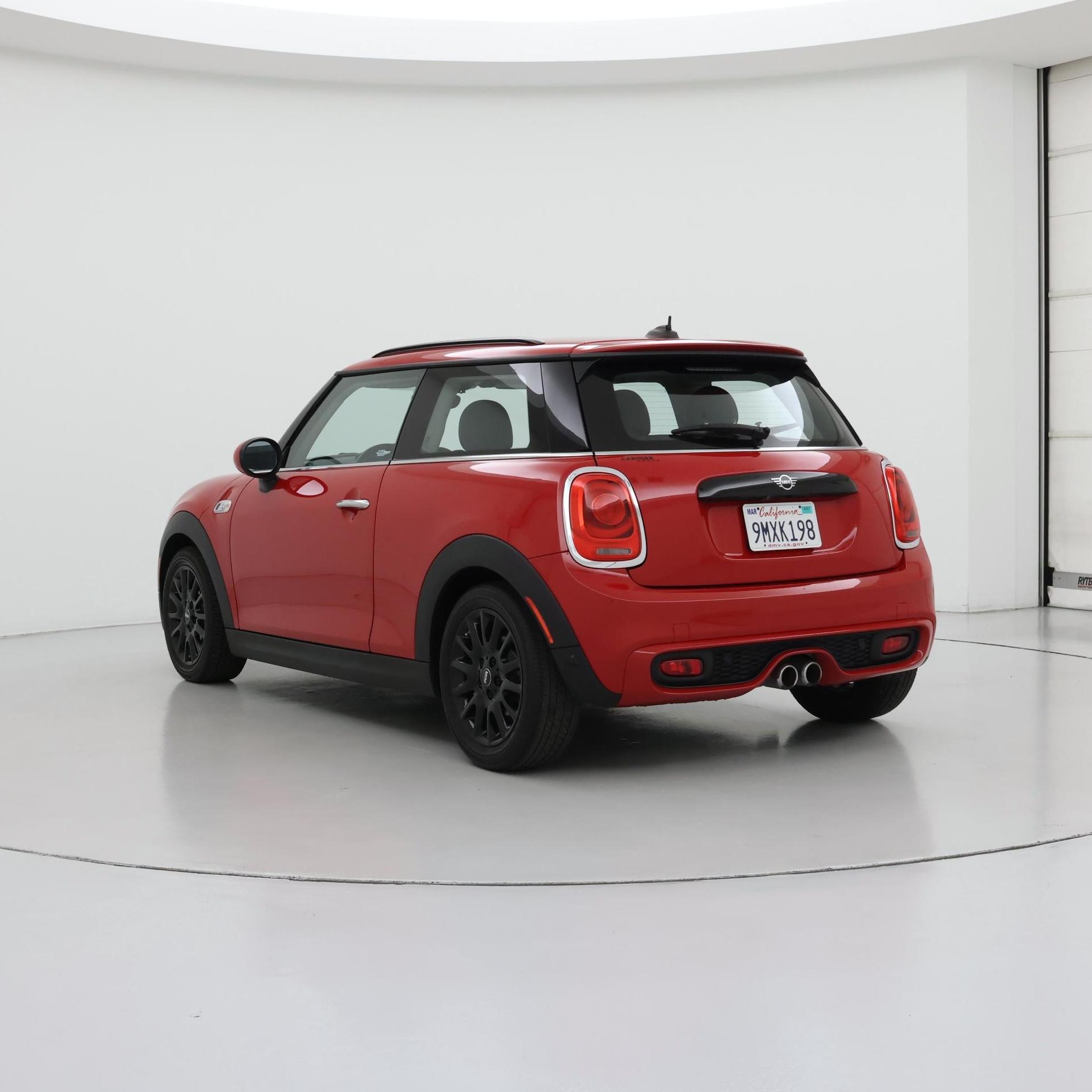 Thumbnail: 2019 MINI Cooper Hardtop - 2
