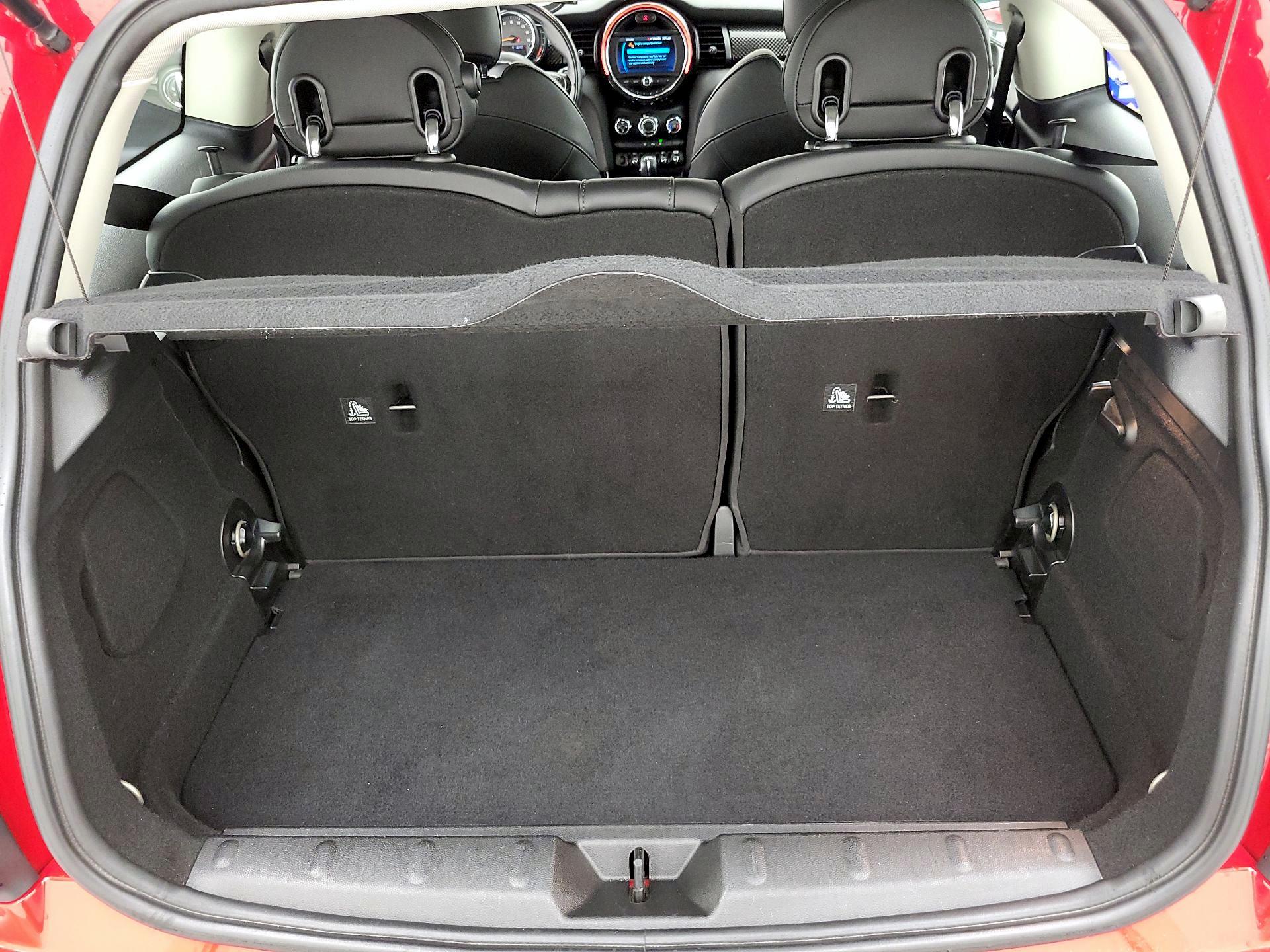 Thumbnail: 2019 MINI Cooper Hardtop - 20