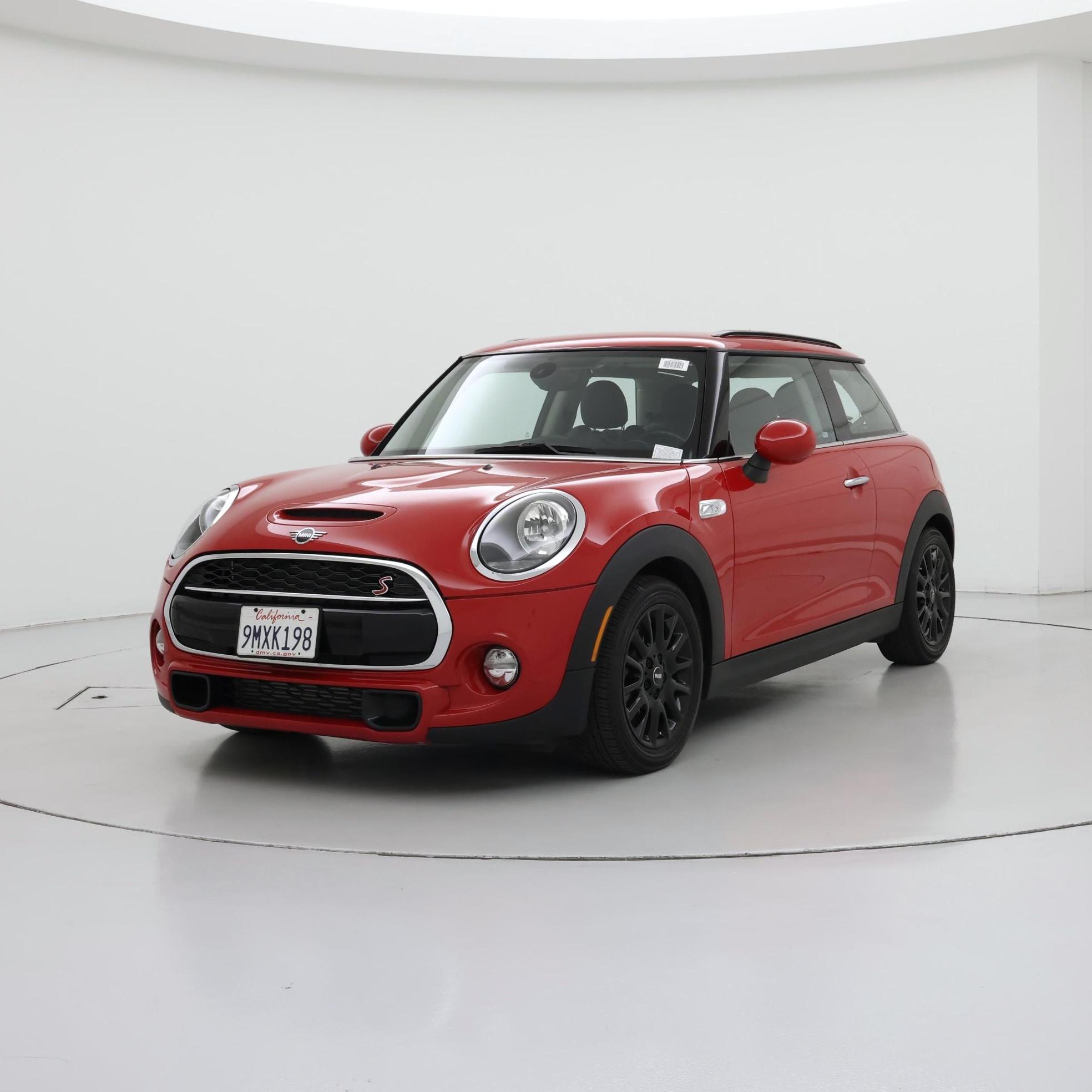 Thumbnail: 2019 MINI Cooper Hardtop - 4