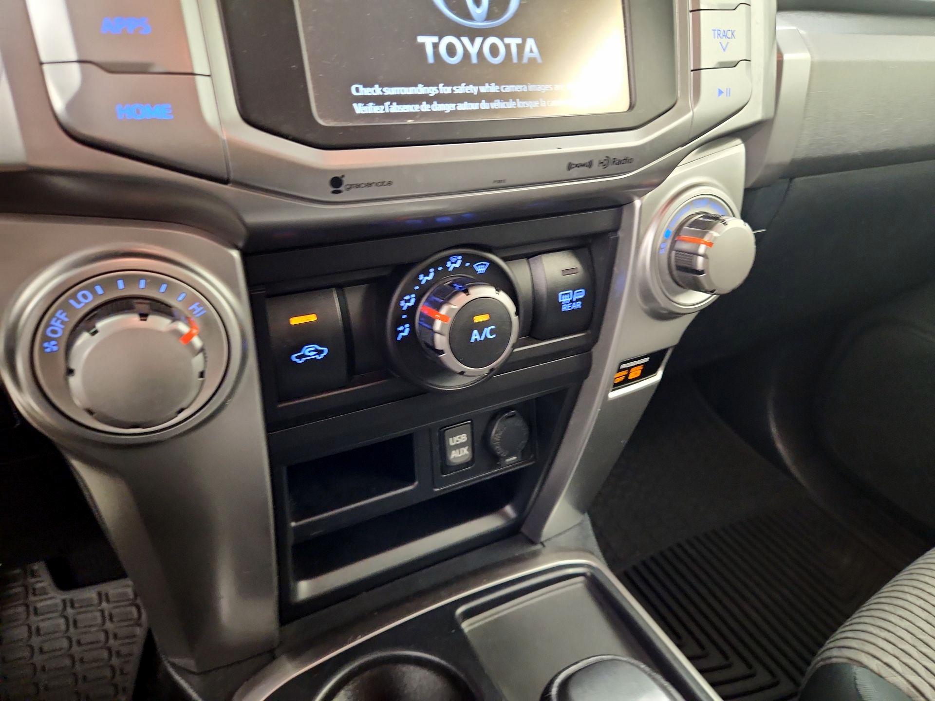 Thumbnail: 2019 Toyota 4Runner - 16