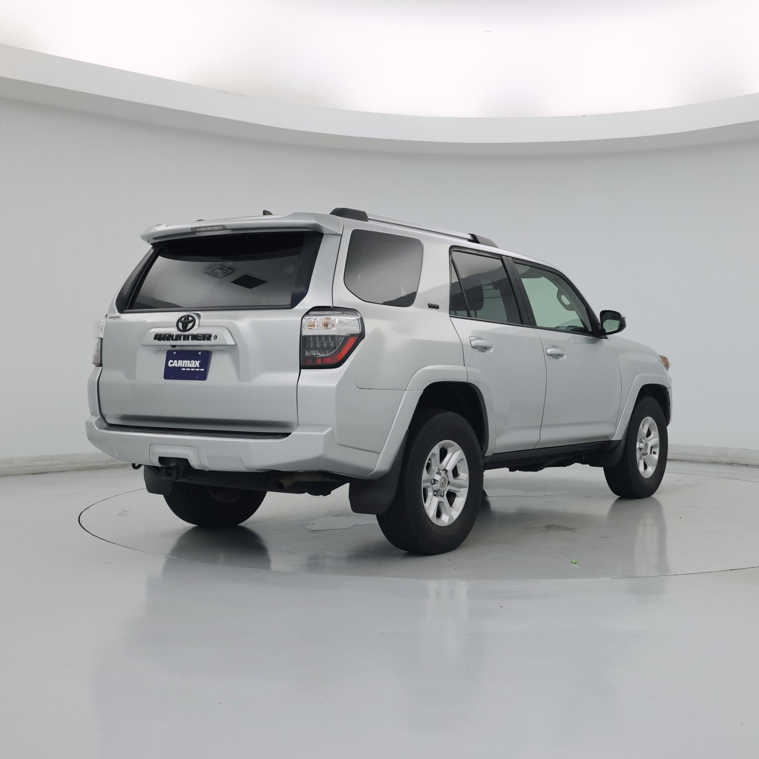 Thumbnail: 2019 Toyota 4Runner - 8
