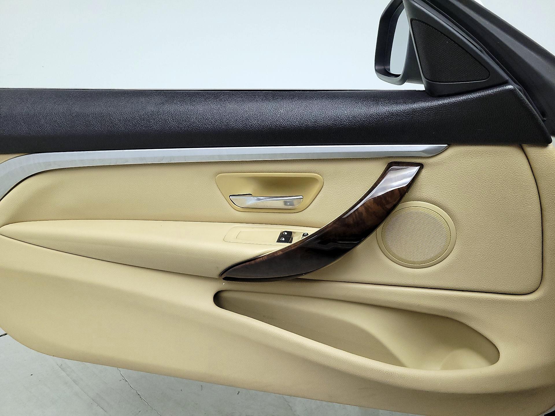 Thumbnail: 2016 BMW 4 Series - 12