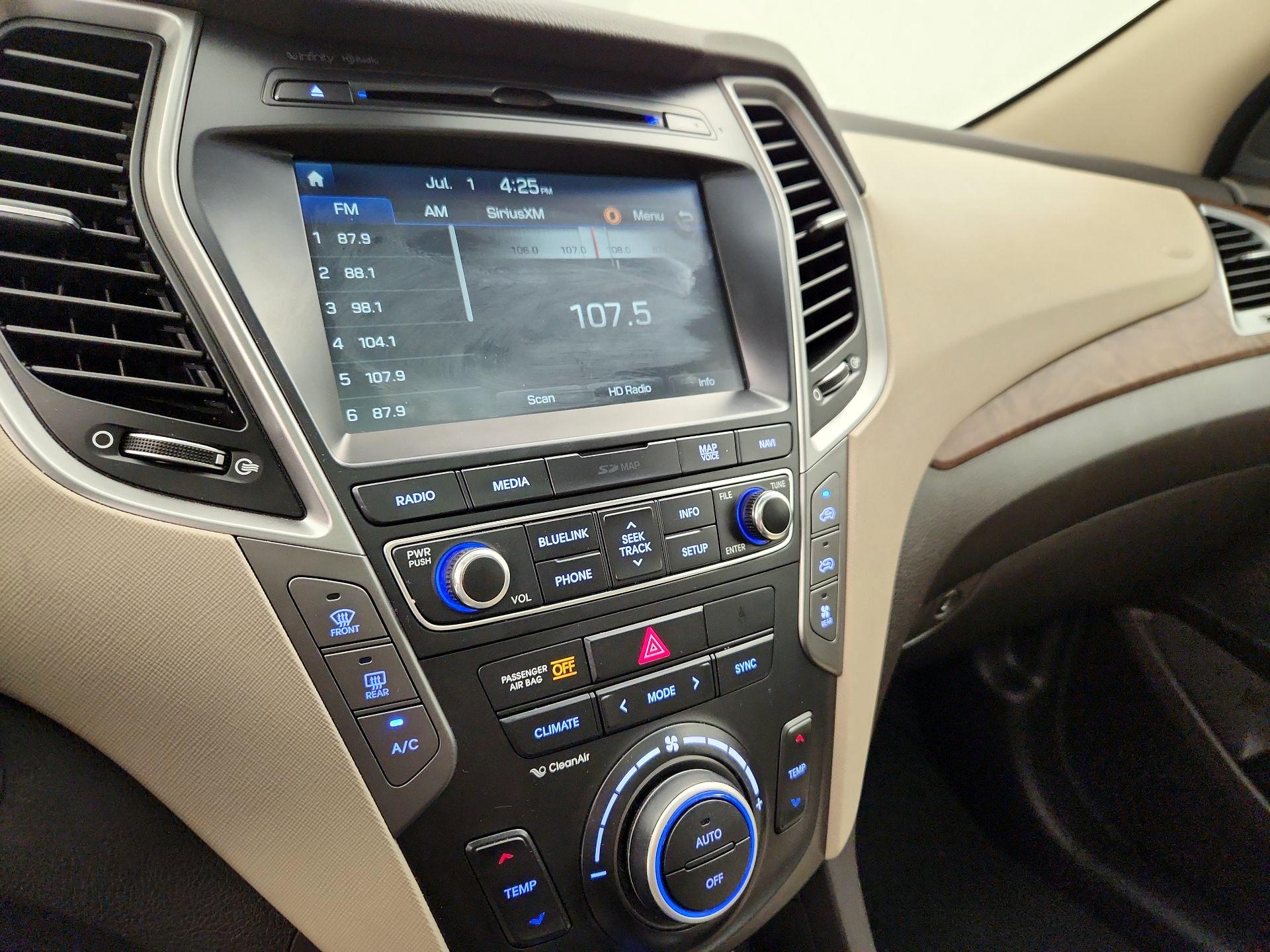Thumbnail: 2018 Hyundai Santa Fe - 16