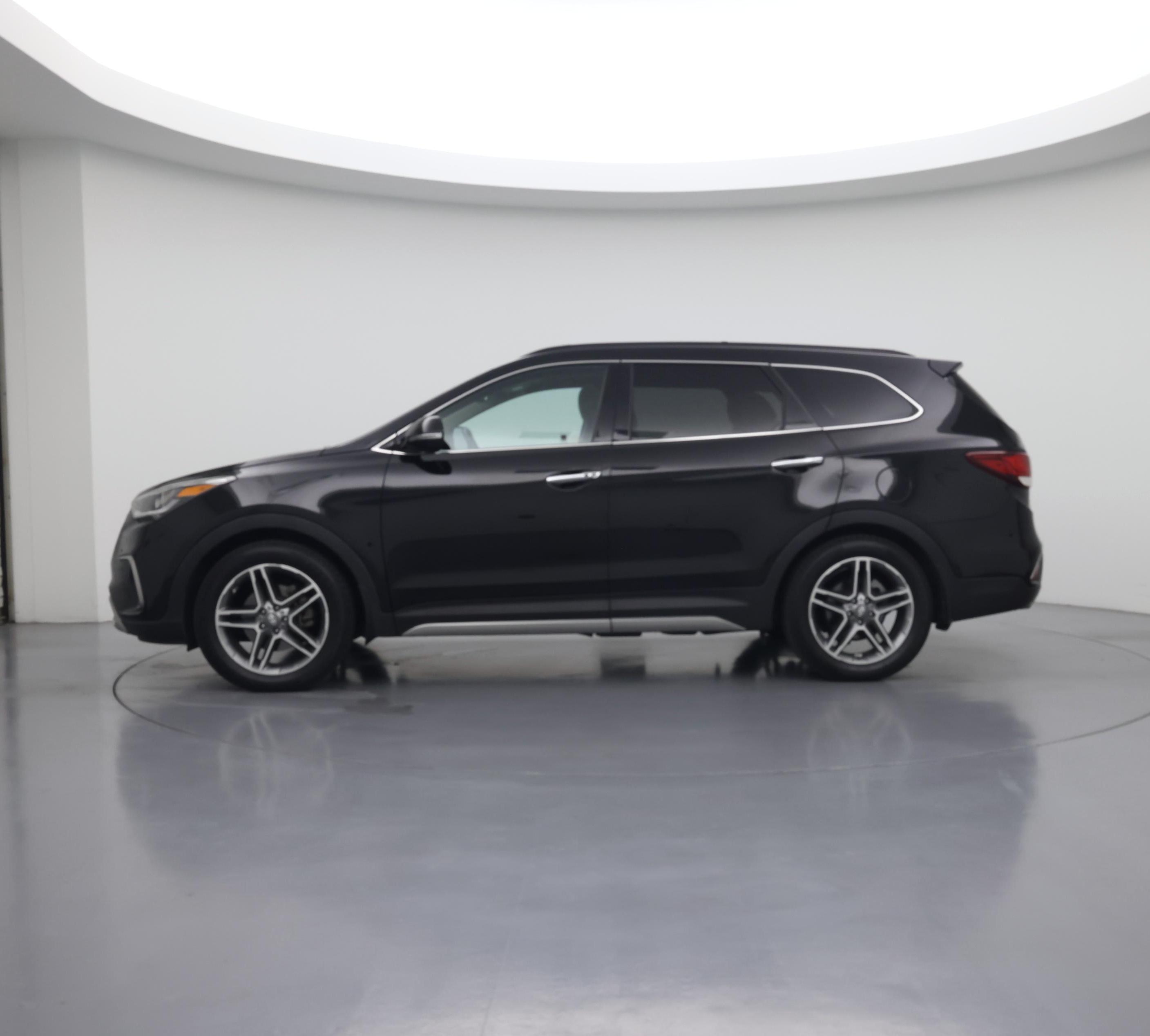 Thumbnail: 2018 Hyundai Santa Fe - 3