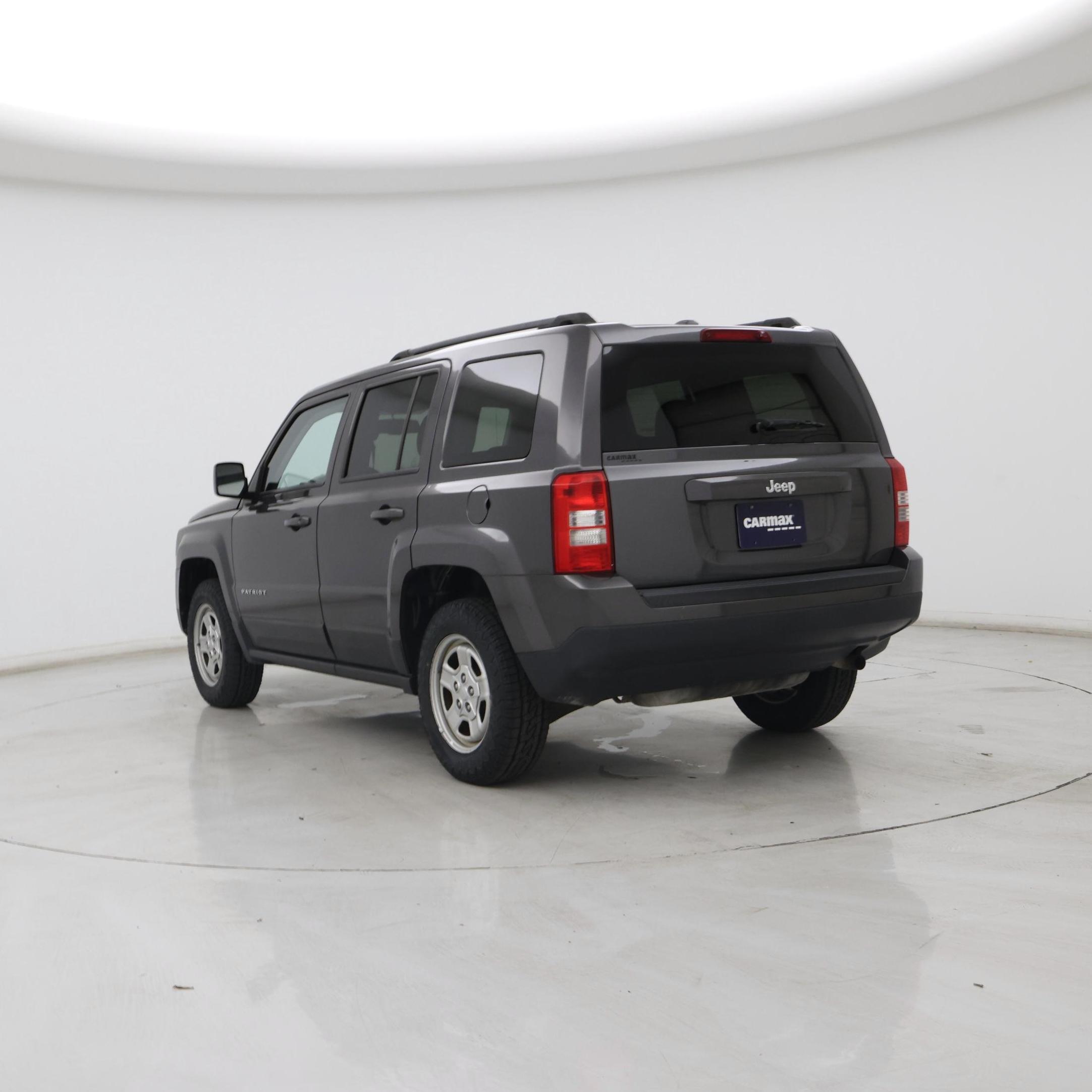 Thumbnail: 2017 Jeep Patriot - 2