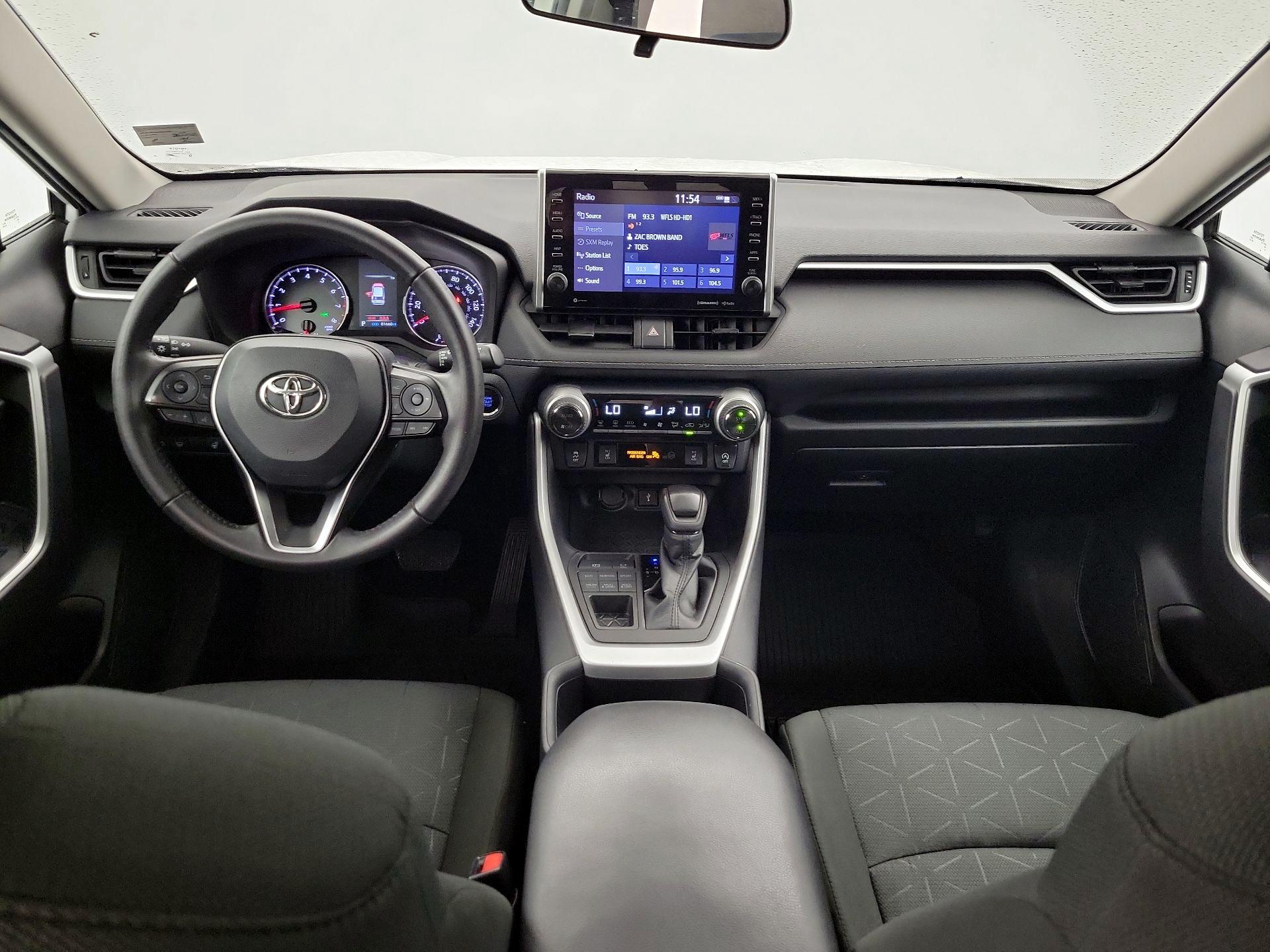 Thumbnail: 2022 Toyota RAV4 - 9