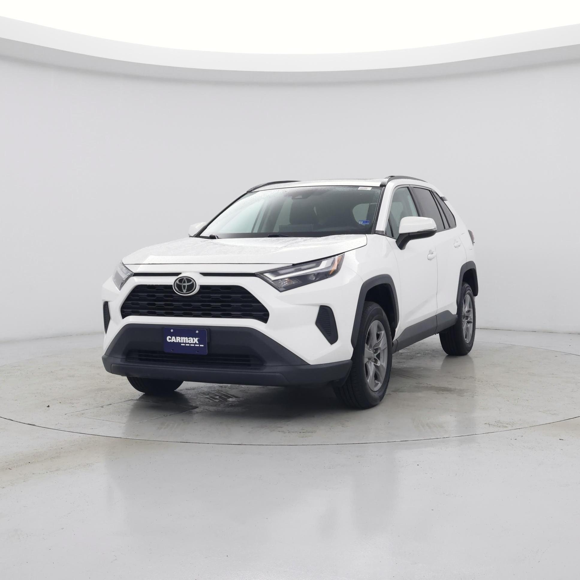 Thumbnail: 2022 Toyota RAV4 - 4