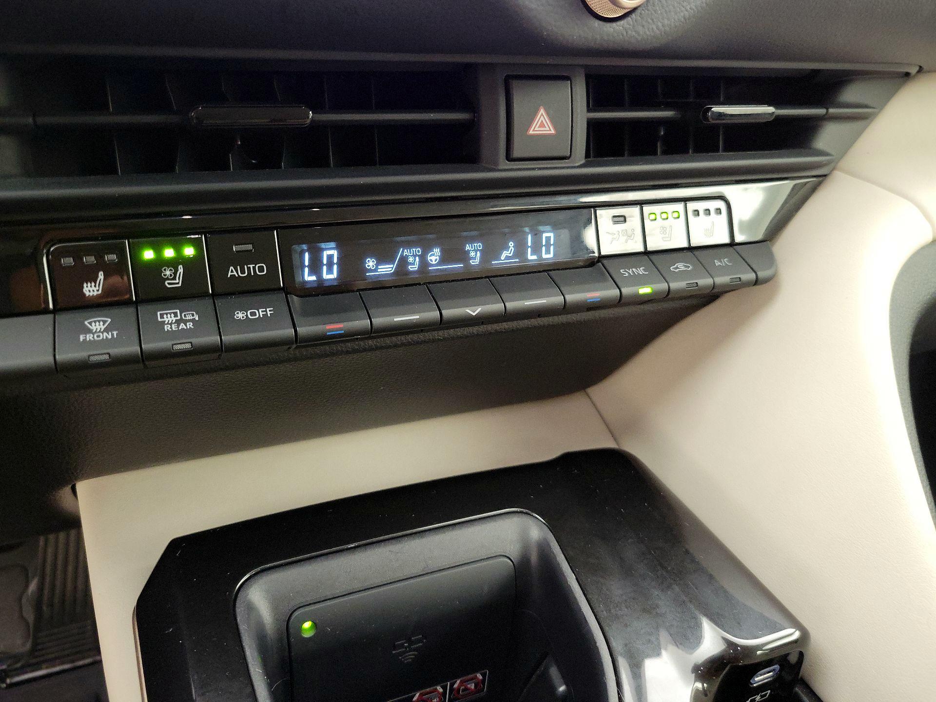 Thumbnail: 2024 Toyota Crown - 14