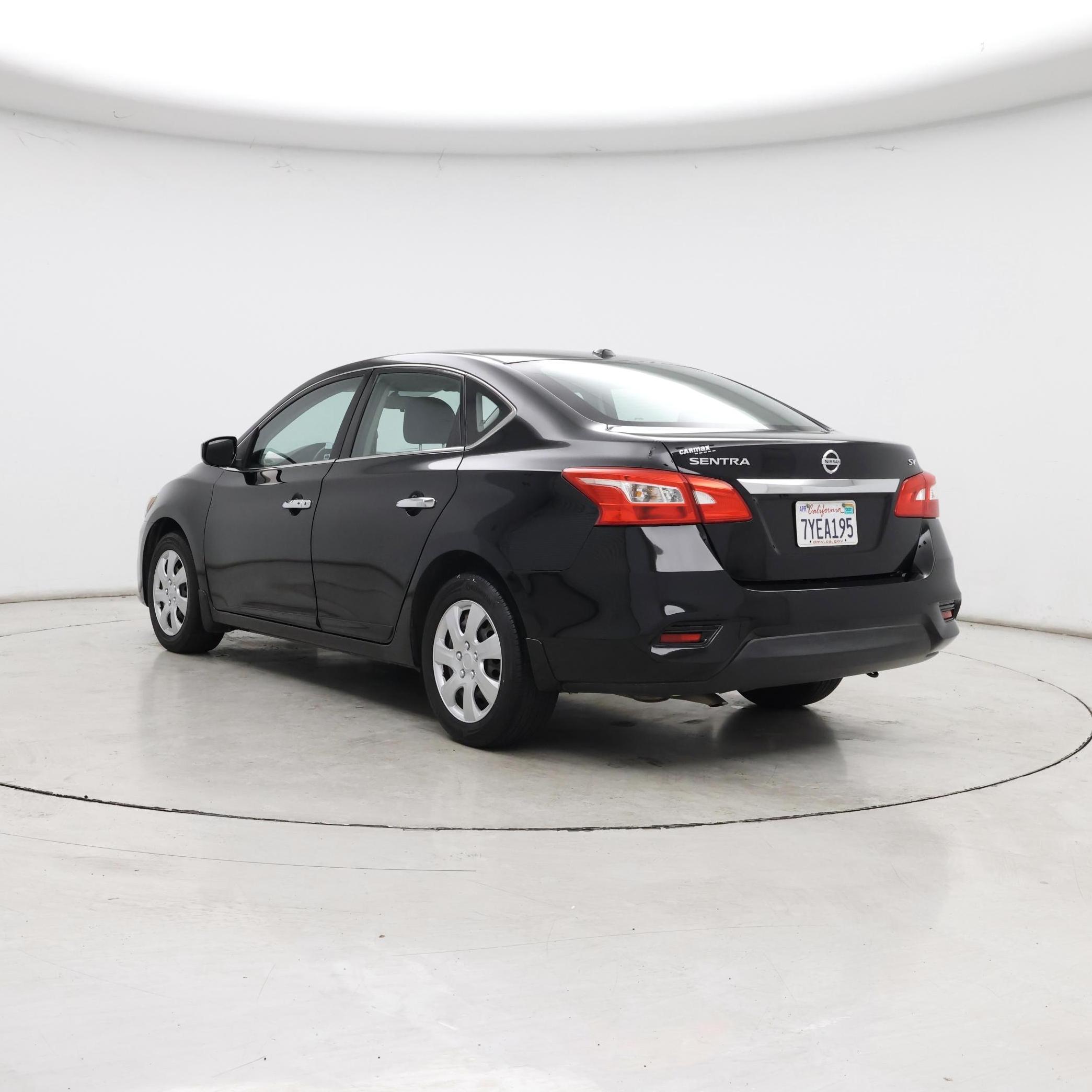 Thumbnail: 2016 Nissan Sentra - 2