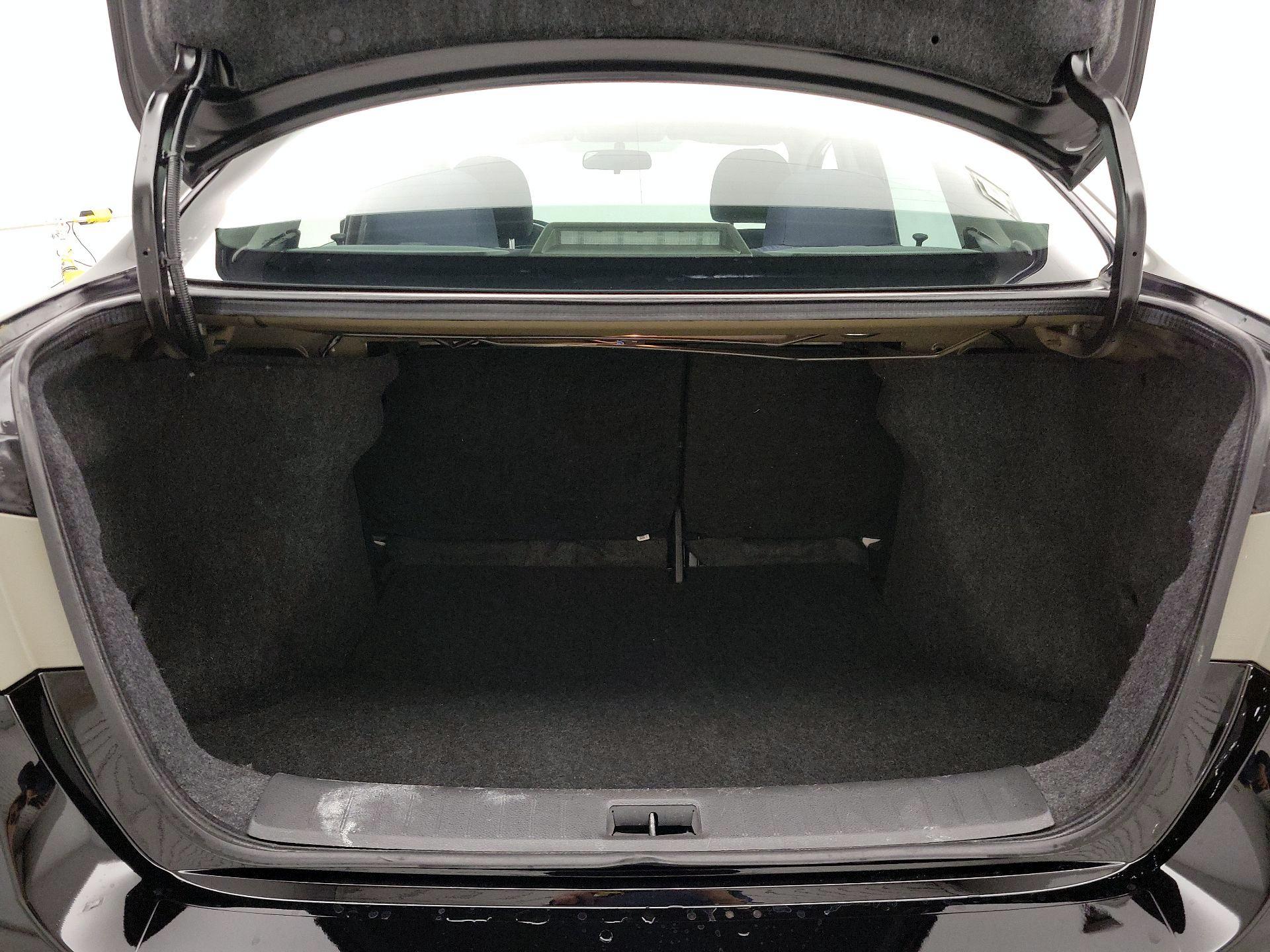 Thumbnail: 2016 Nissan Sentra - 20
