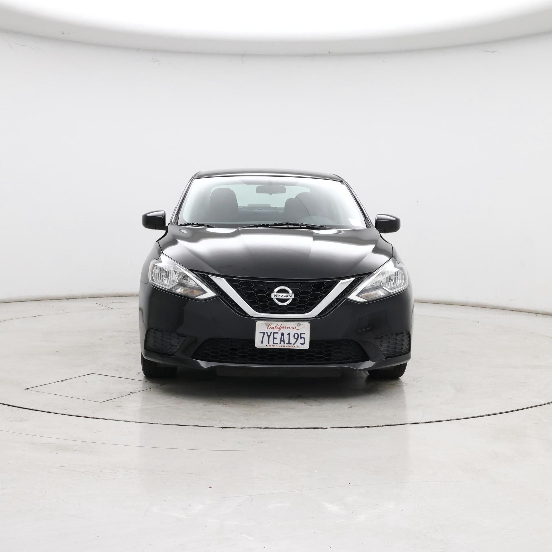 Thumbnail: 2016 Nissan Sentra - 5