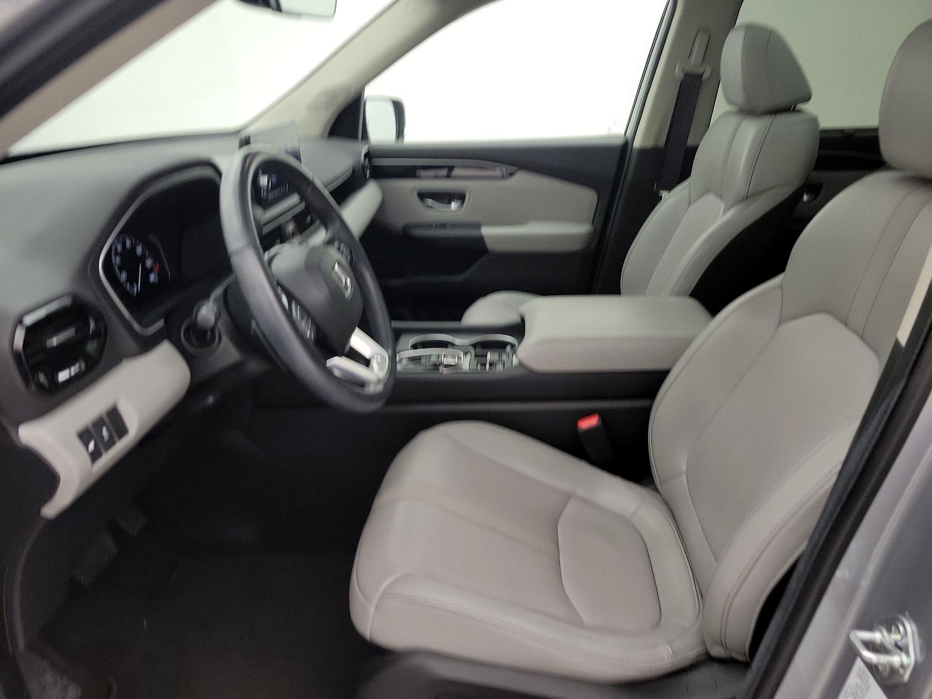 Thumbnail: 2025 Honda Pilot - 11