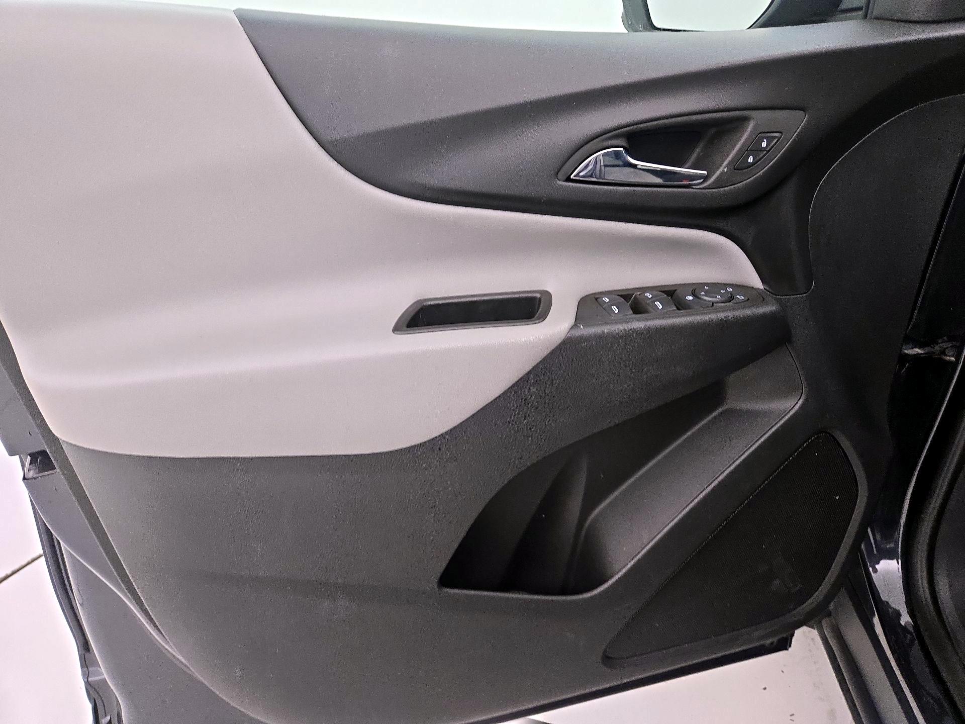 Thumbnail: 2022 Chevrolet Equinox - 12