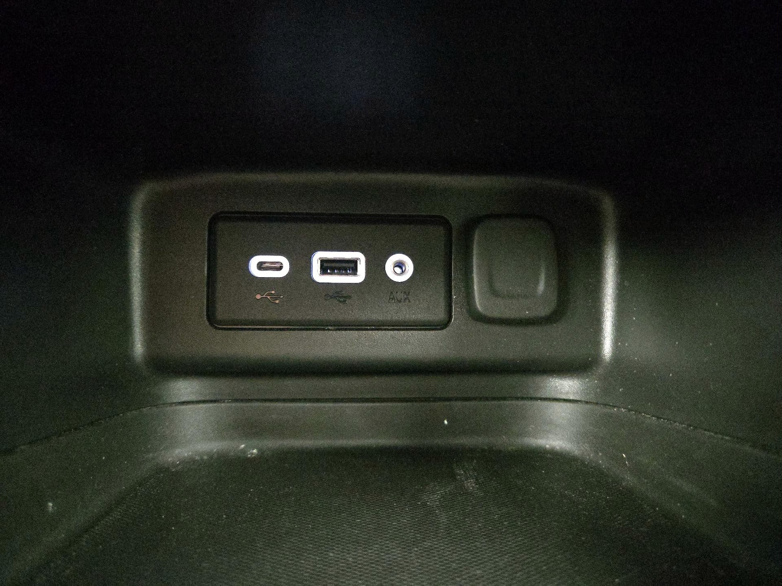 2022 Chevrolet Equinox LS - Photo 19
