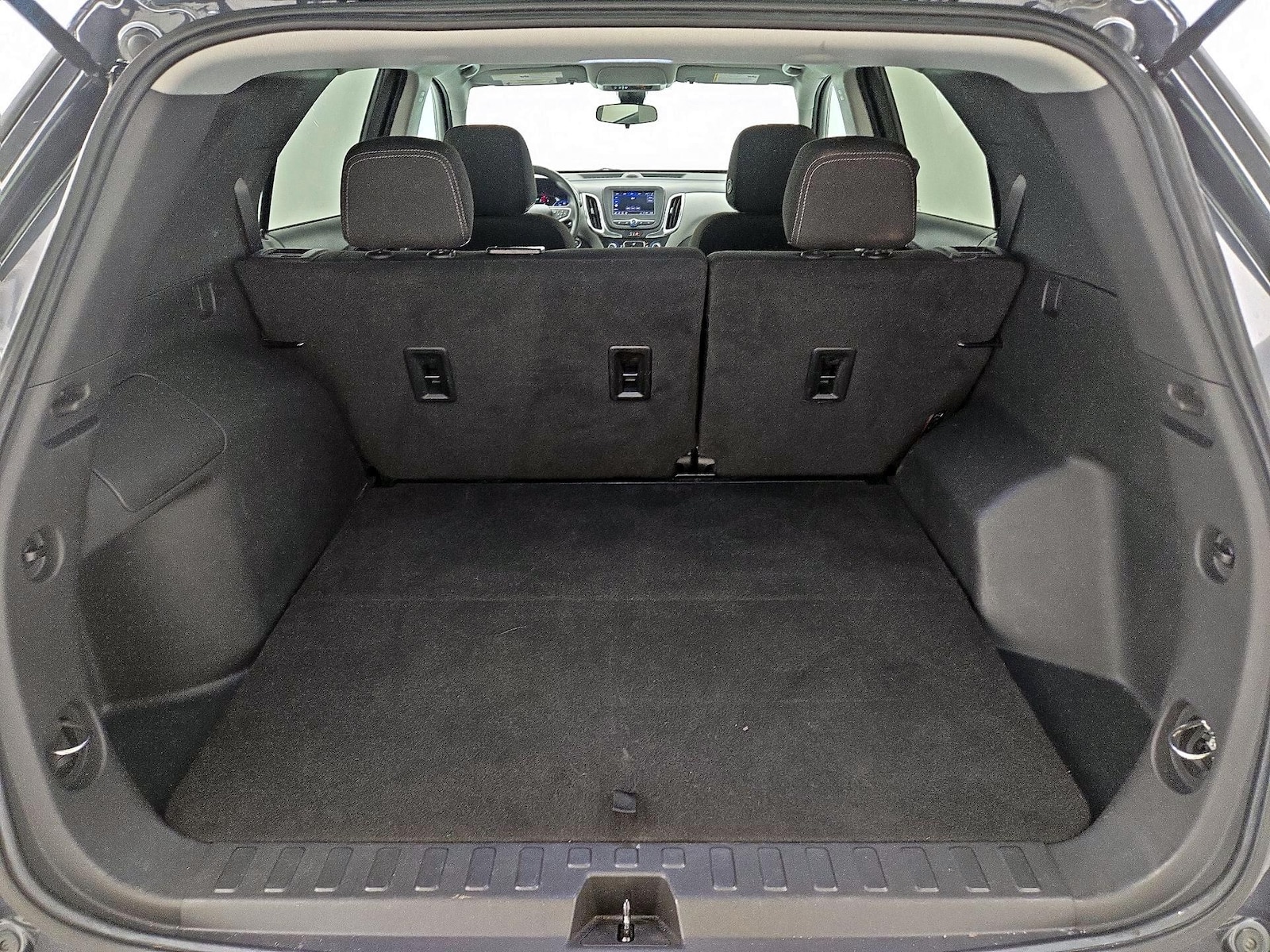 2022 Chevrolet Equinox LS - Photo 21