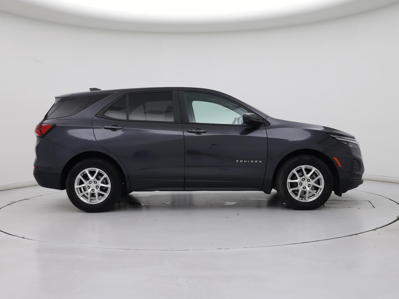 2022 Chevrolet Equinox LS - Photo 8
