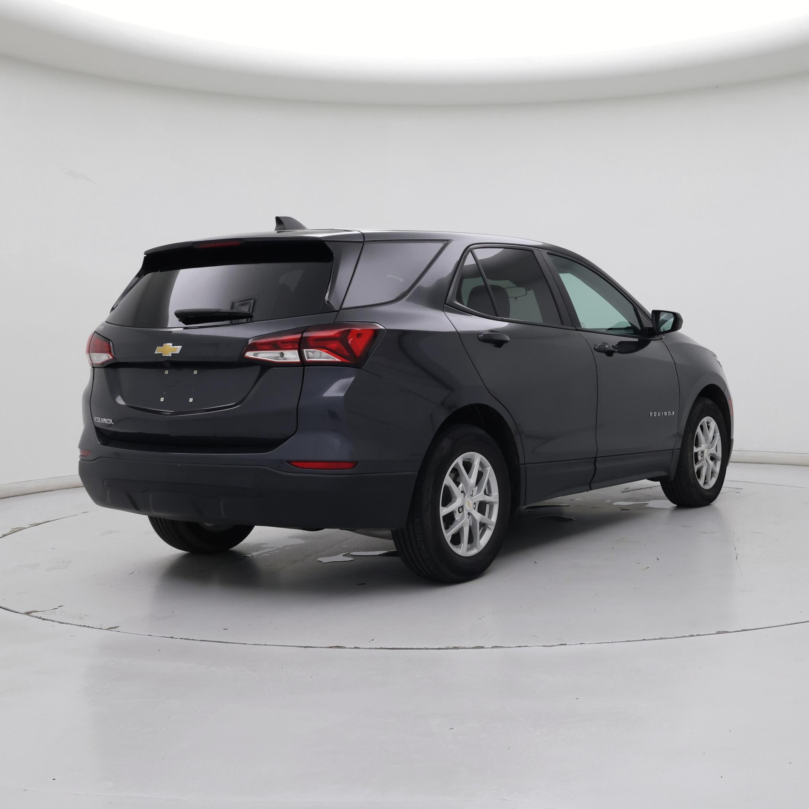 Thumbnail: 2022 Chevrolet Equinox - 8