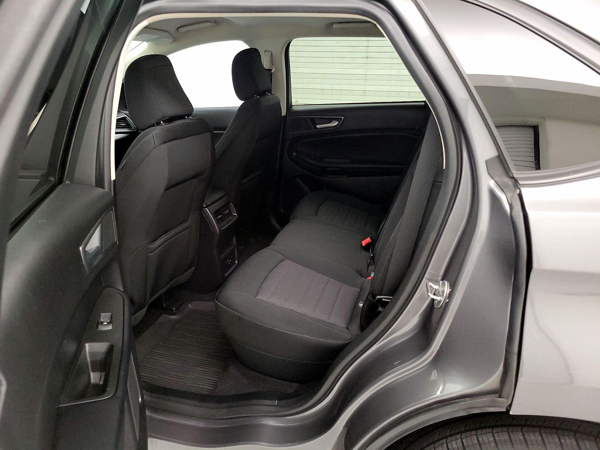 Thumbnail: 2022 Ford Edge - 19