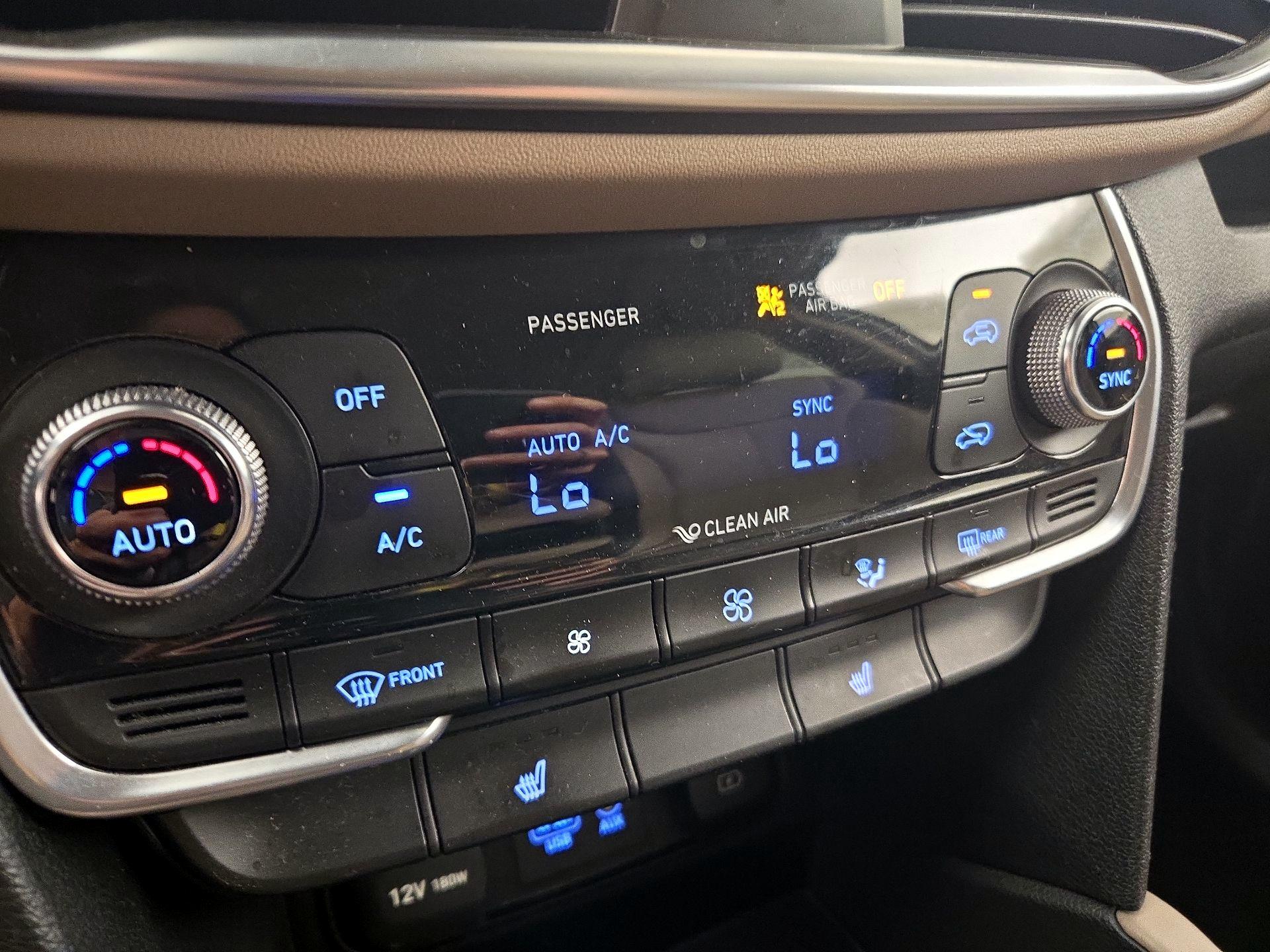 Thumbnail: 2019 Hyundai Santa Fe - 15