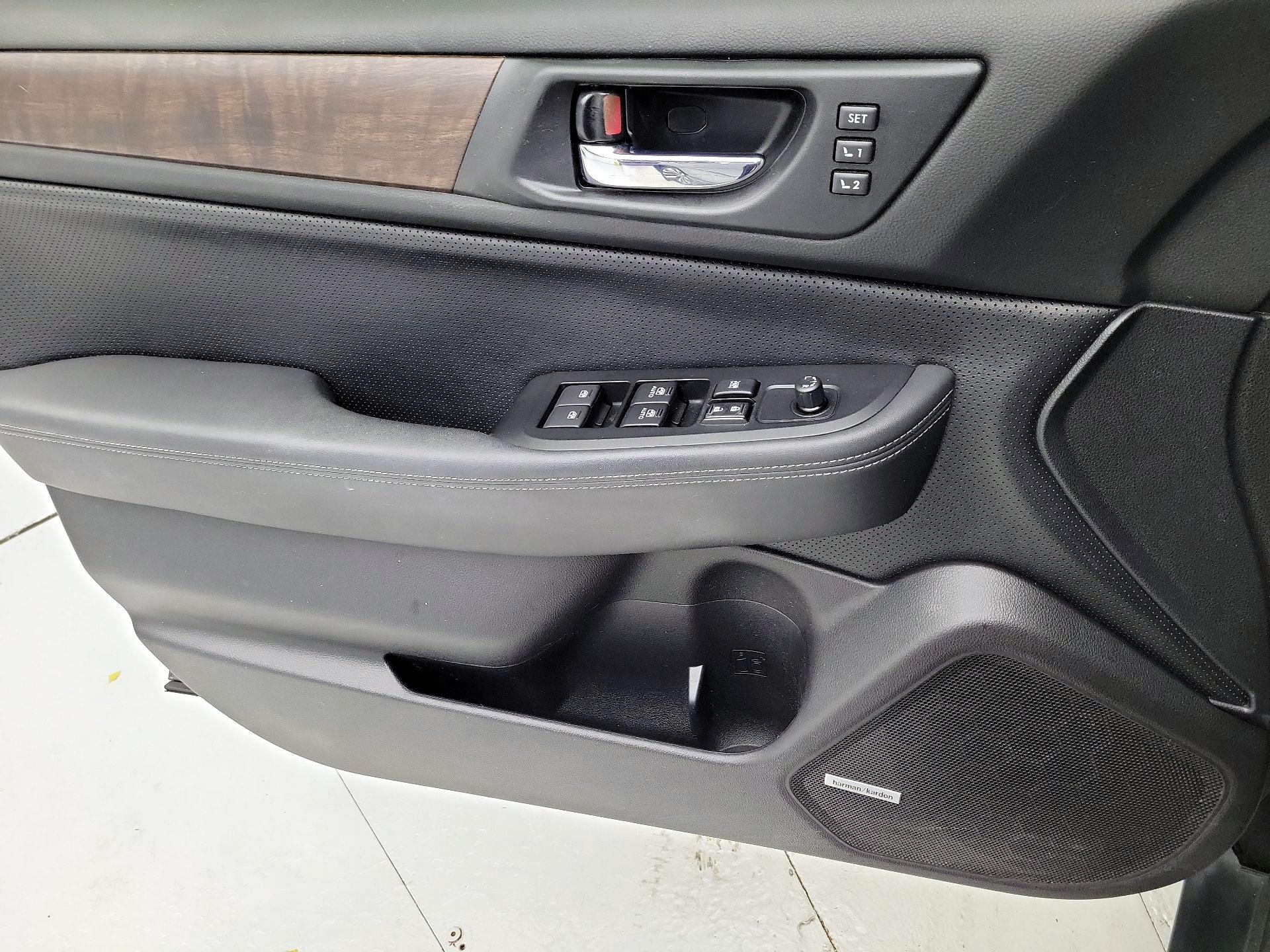 Thumbnail: 2016 Subaru Outback - 12