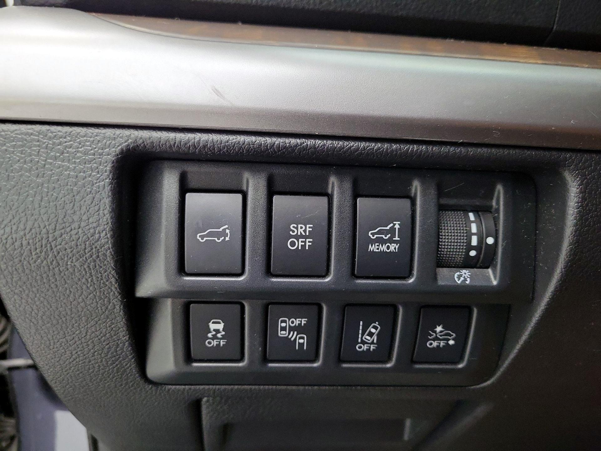 Thumbnail: 2016 Subaru Outback - 13
