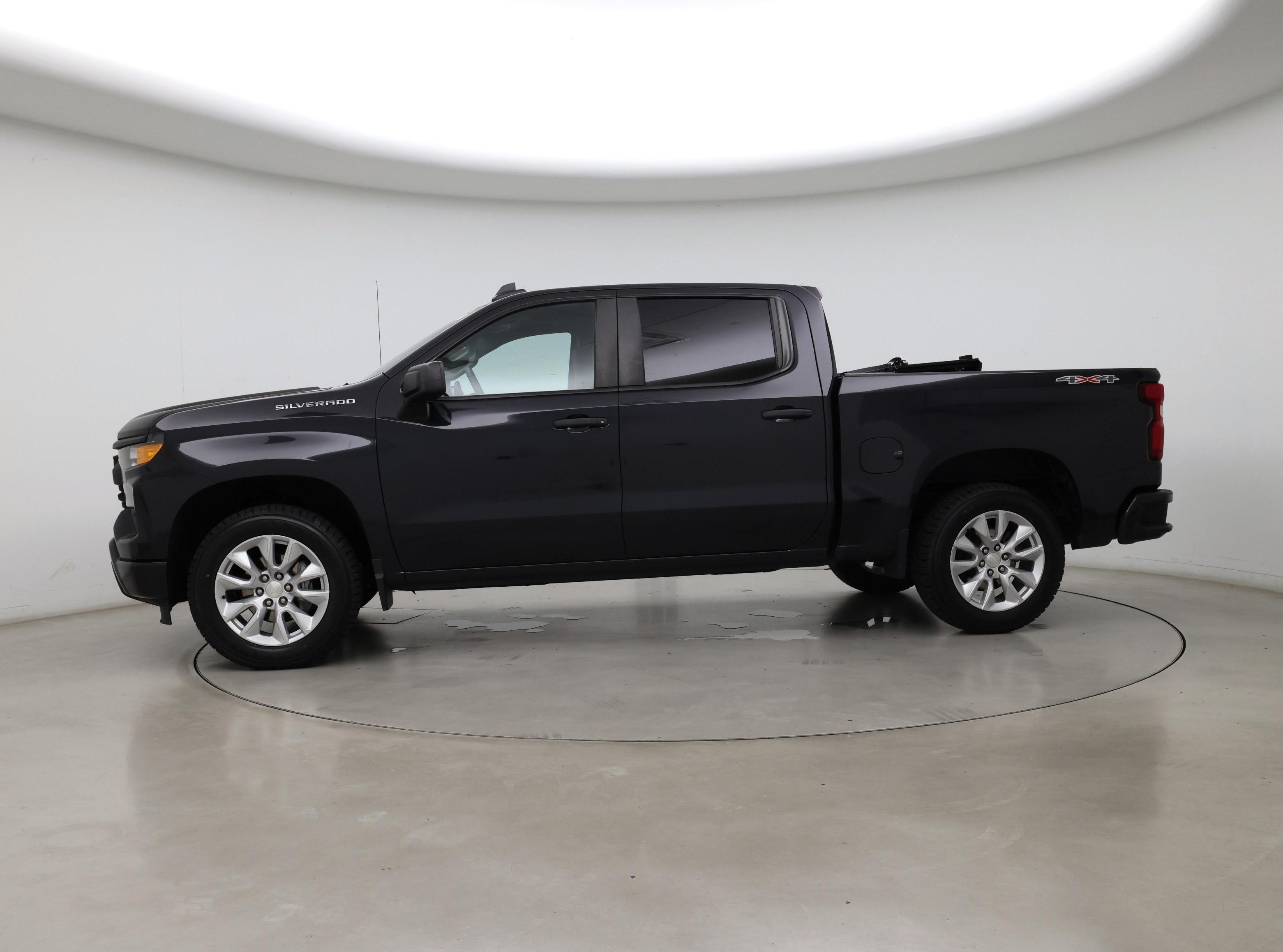 Thumbnail: 2022 Chevrolet Silverado 1500 - 3