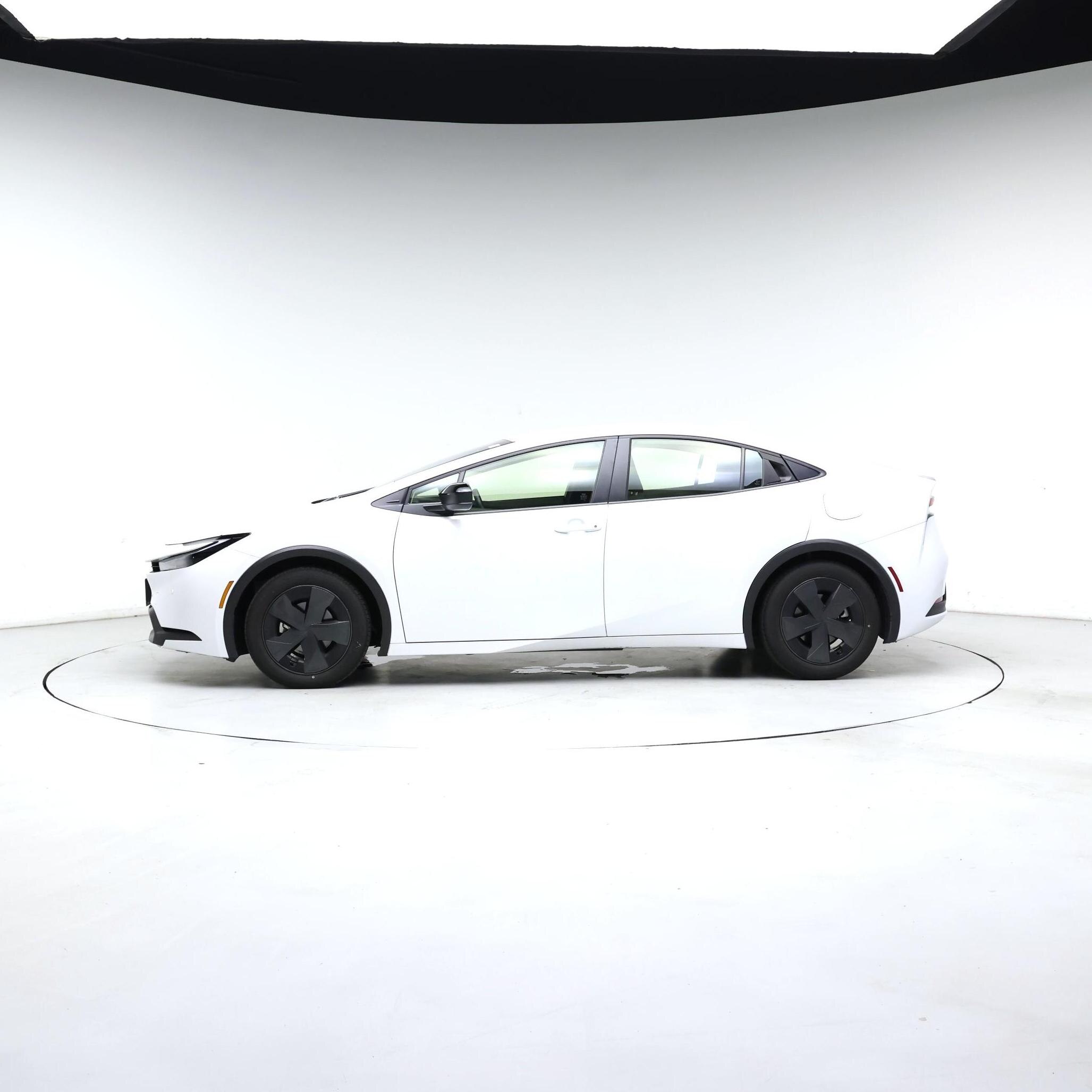 Thumbnail: 2025 Toyota Prius - 3